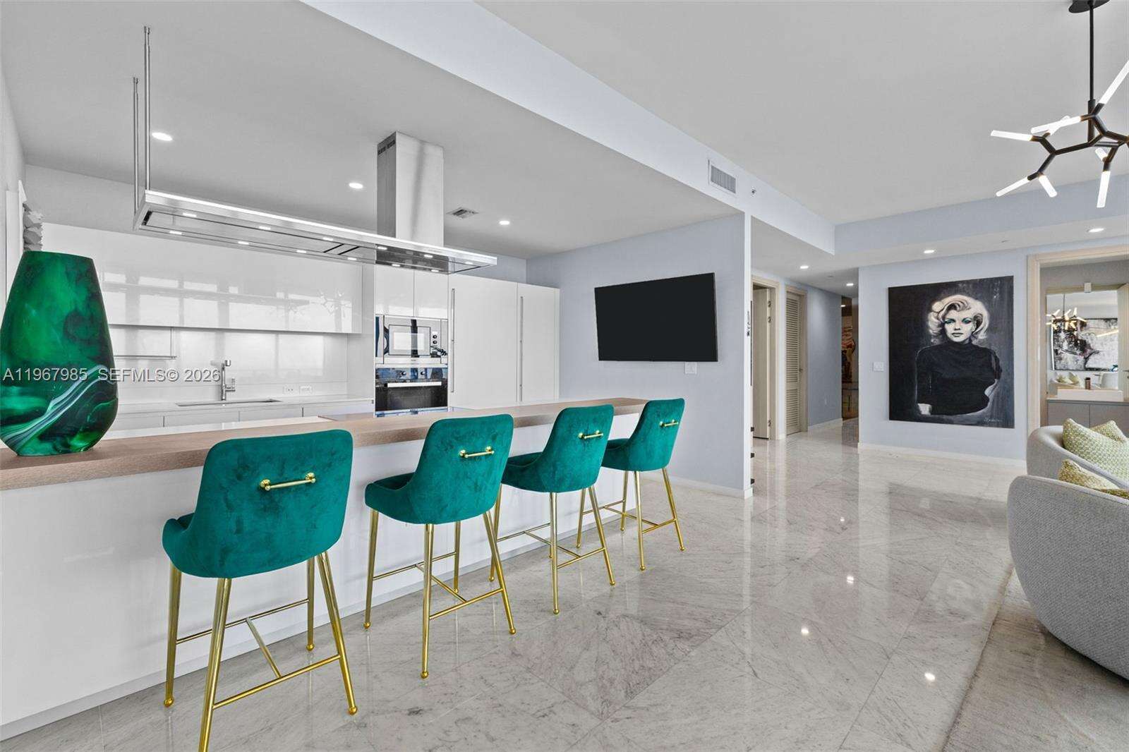 BRICKELL FLATIRON - 1000 Brickell Plz, Miami, FL 33131 | Picture 18