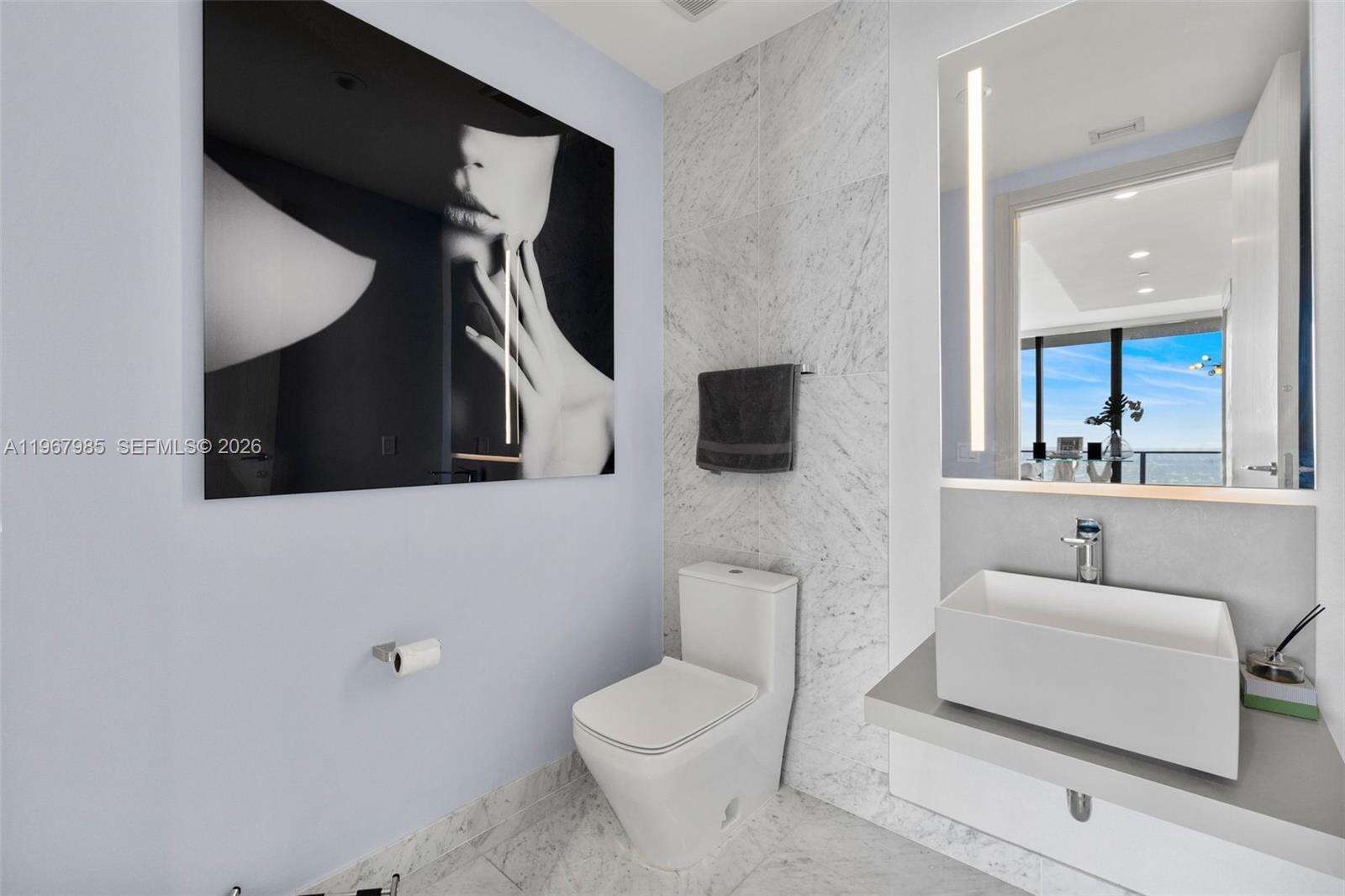 BRICKELL FLATIRON - 1000 Brickell Plz, Miami, FL 33131 | Picture 26