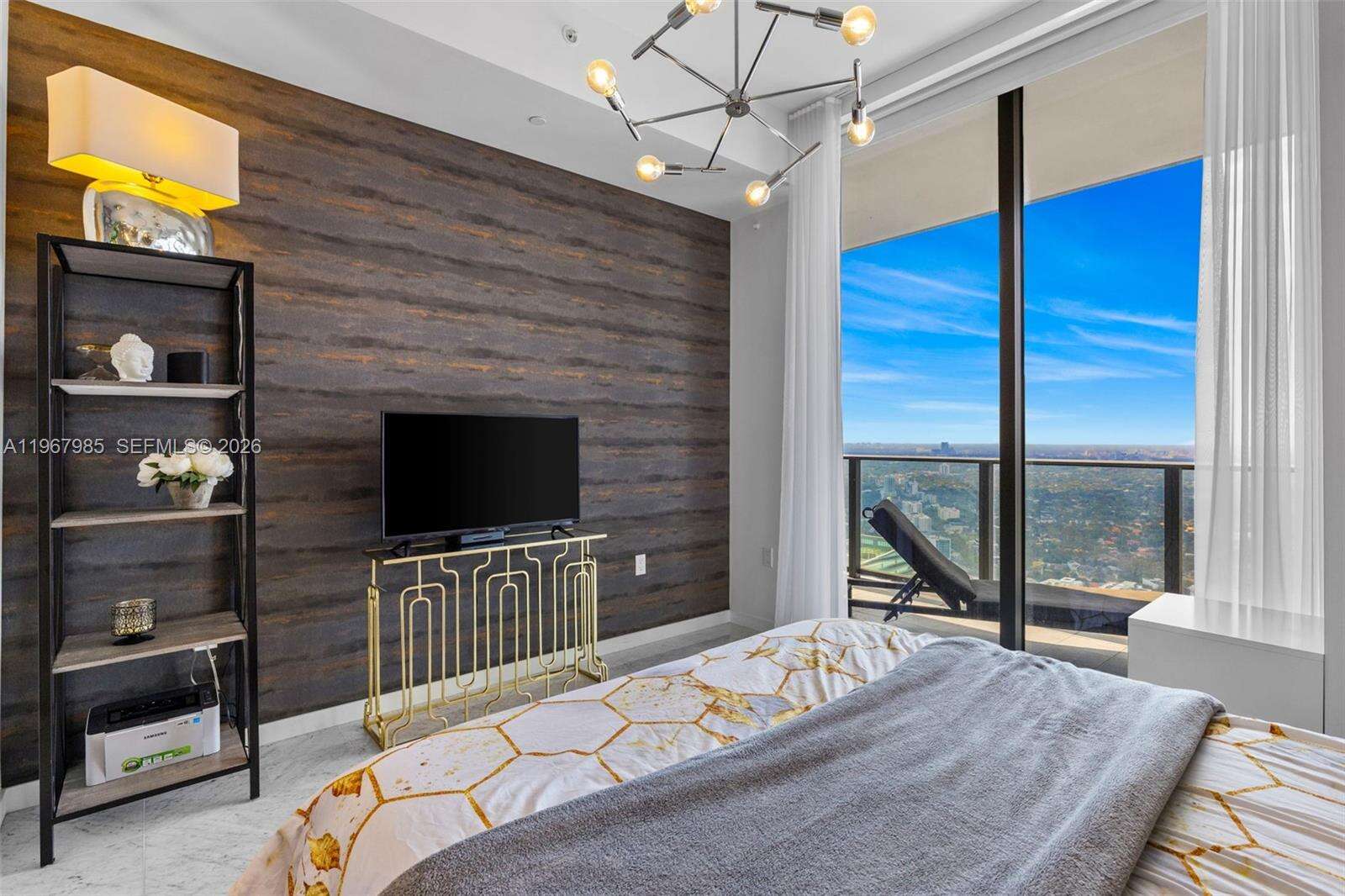 BRICKELL FLATIRON - 1000 Brickell Plz, Miami, FL 33131 | Picture 35