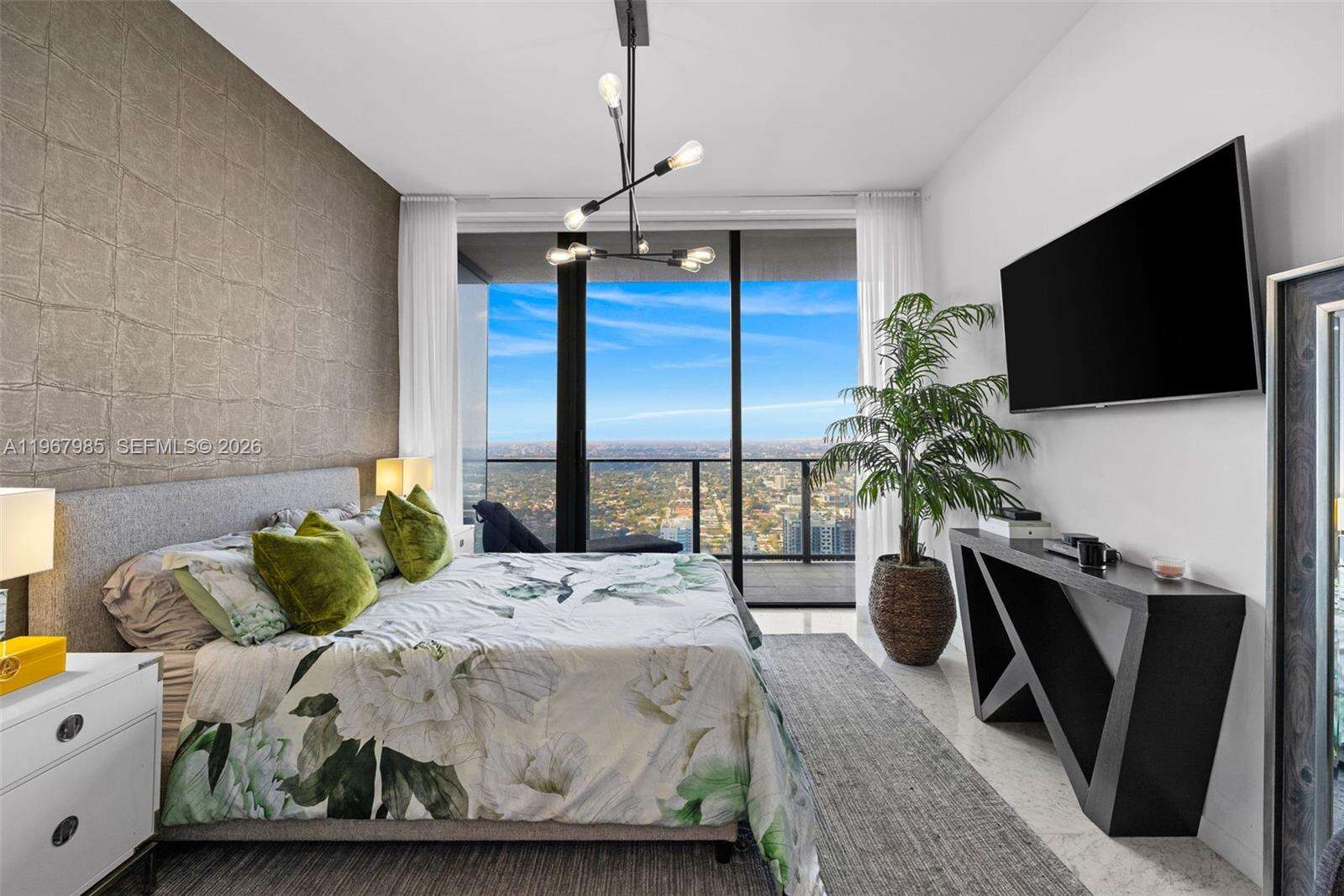 BRICKELL FLATIRON - 1000 Brickell Plz, Miami, FL 33131 | Picture 38