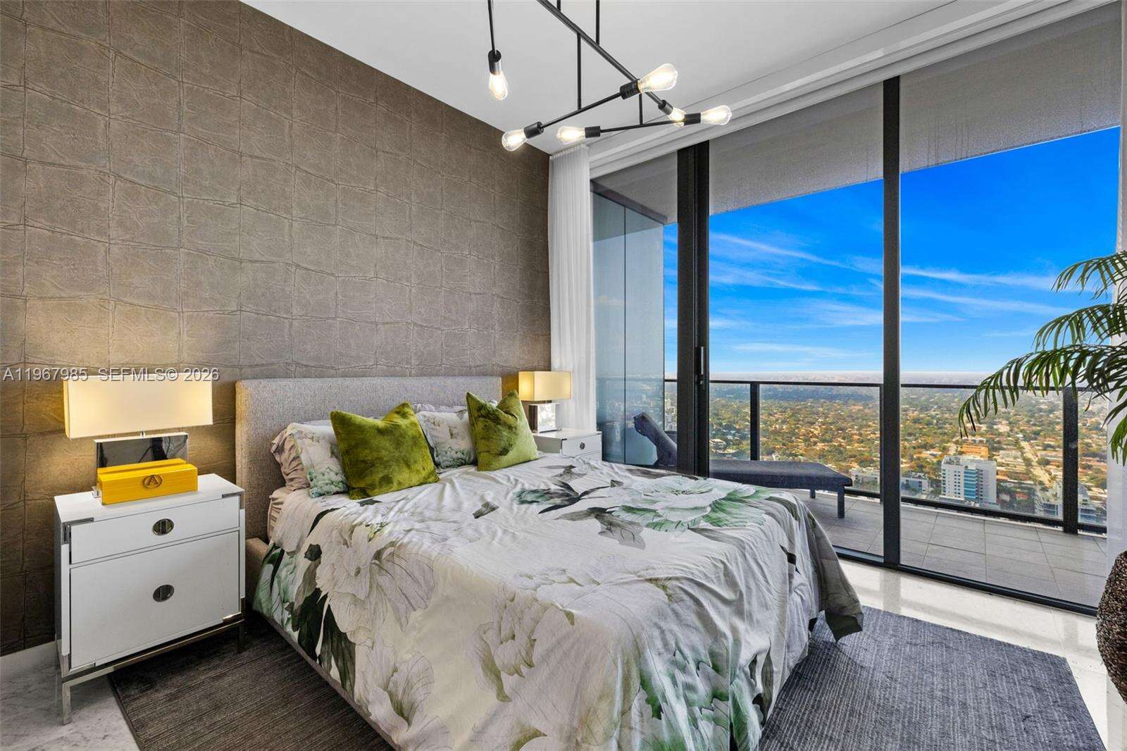 BRICKELL FLATIRON - 1000 Brickell Plz, Miami, FL 33131 | Picture 39