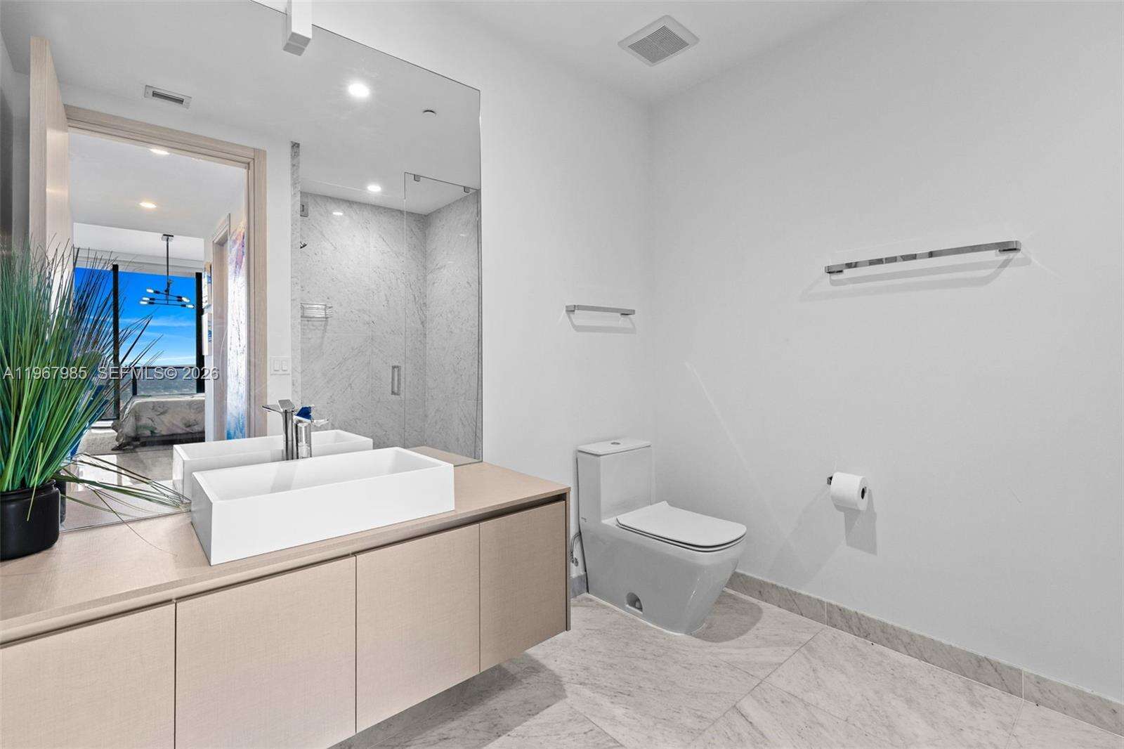 BRICKELL FLATIRON - 1000 Brickell Plz, Miami, FL 33131 | Picture 40