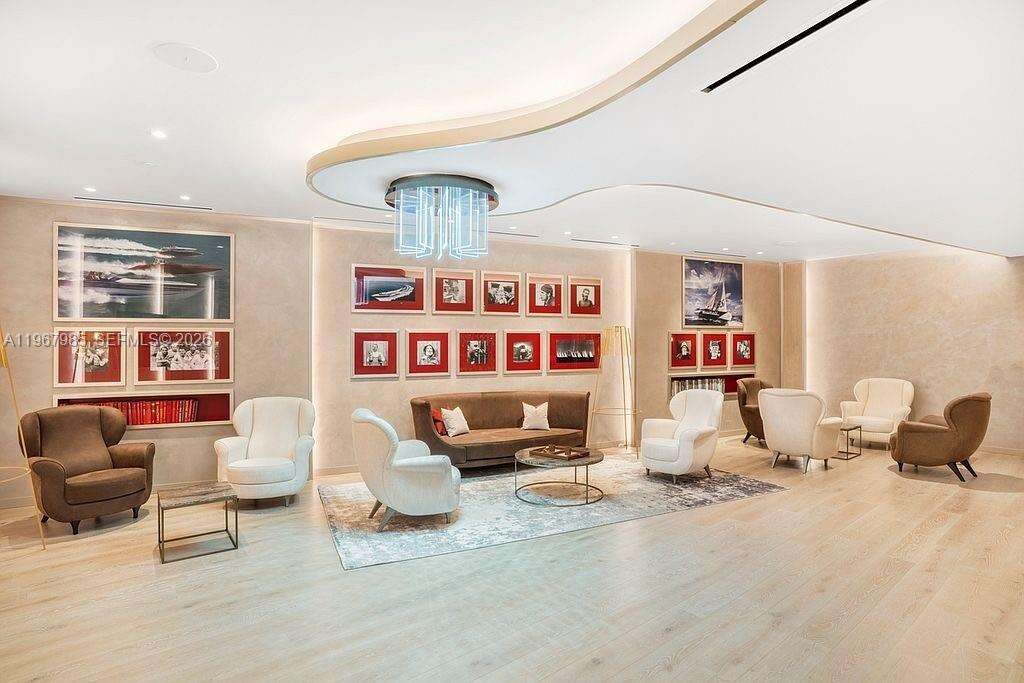 BRICKELL FLATIRON - 1000 Brickell Plz, Miami, FL 33131 | Picture 70