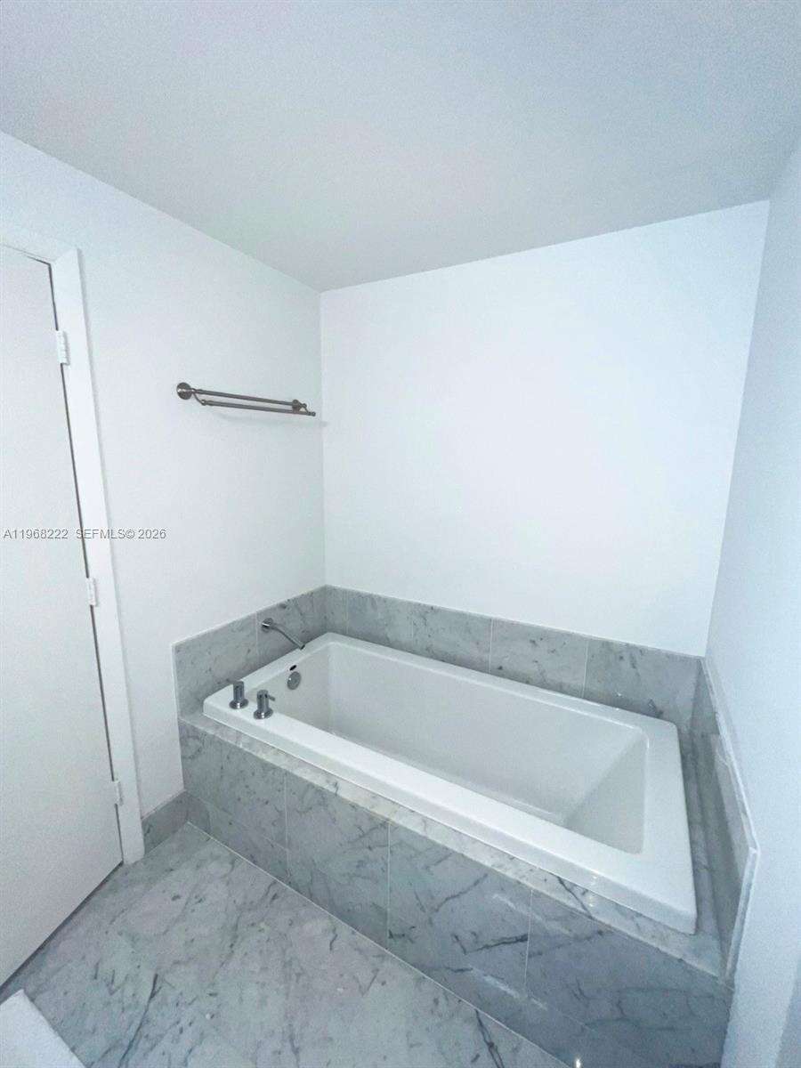 Vizcayne South at 253 2 St, Miami, FL 33132 - For Sale photo 17
