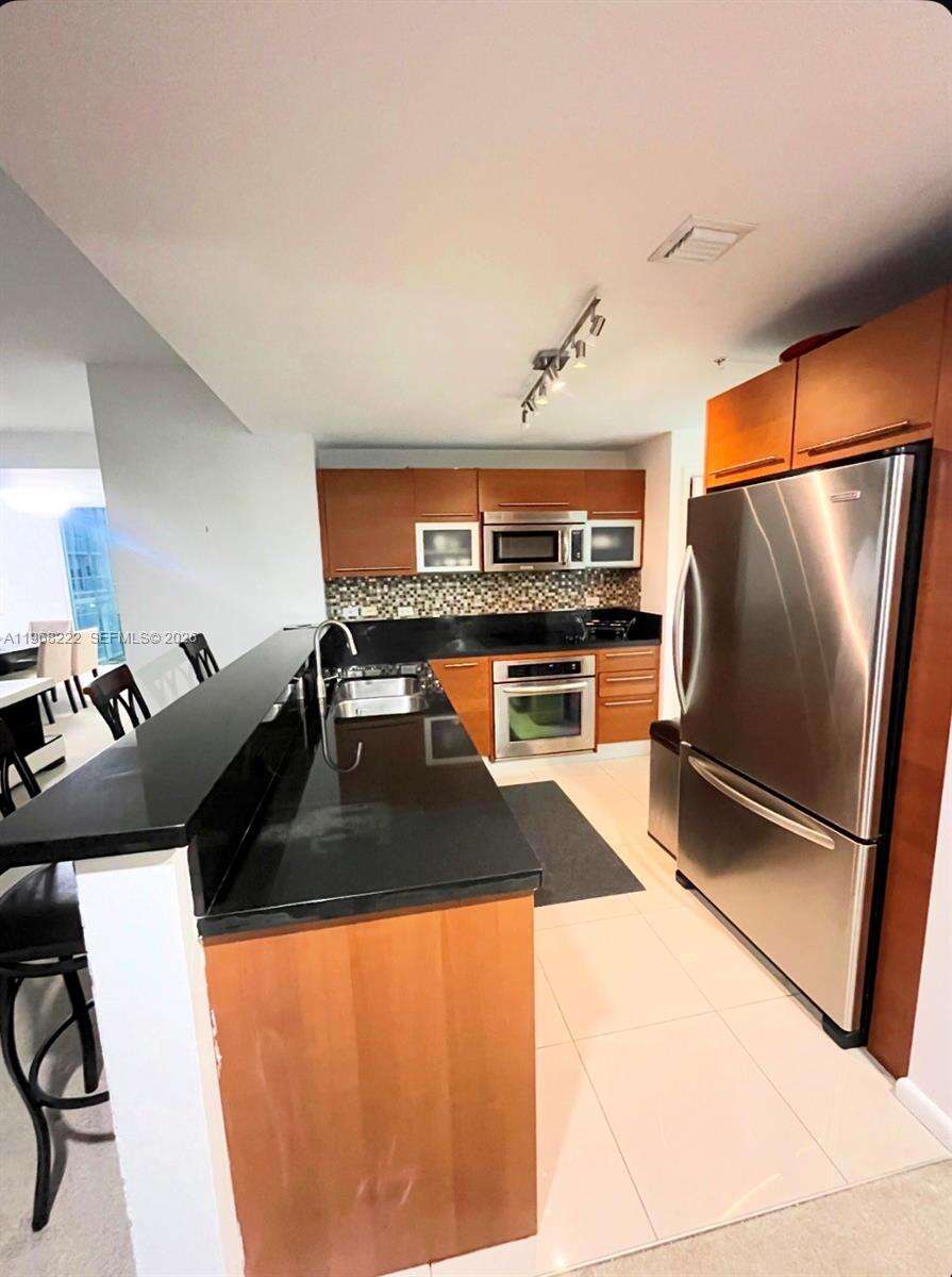 Vizcayne South at 253 2 St, Miami, FL 33132 - For Sale photo 23