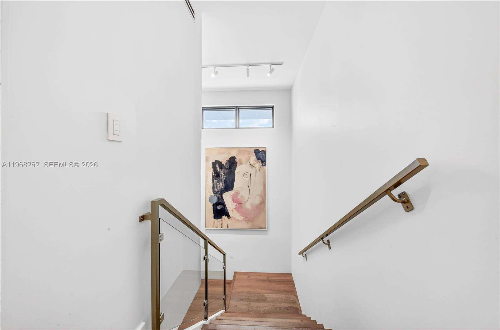 BLUE - 601 36 St, Miami, FL 33137 | Picture 17