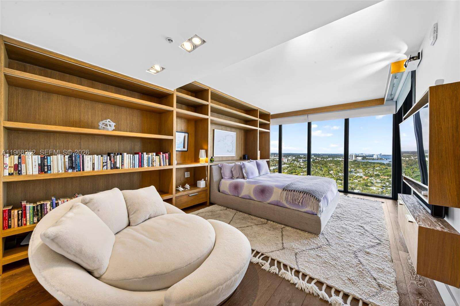 BLUE - 601 36 St, Miami, FL 33137 | Picture 19