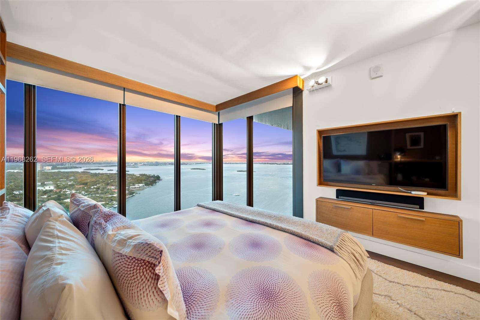 BLUE - 601 36 St, Miami, FL 33137 | Picture 21