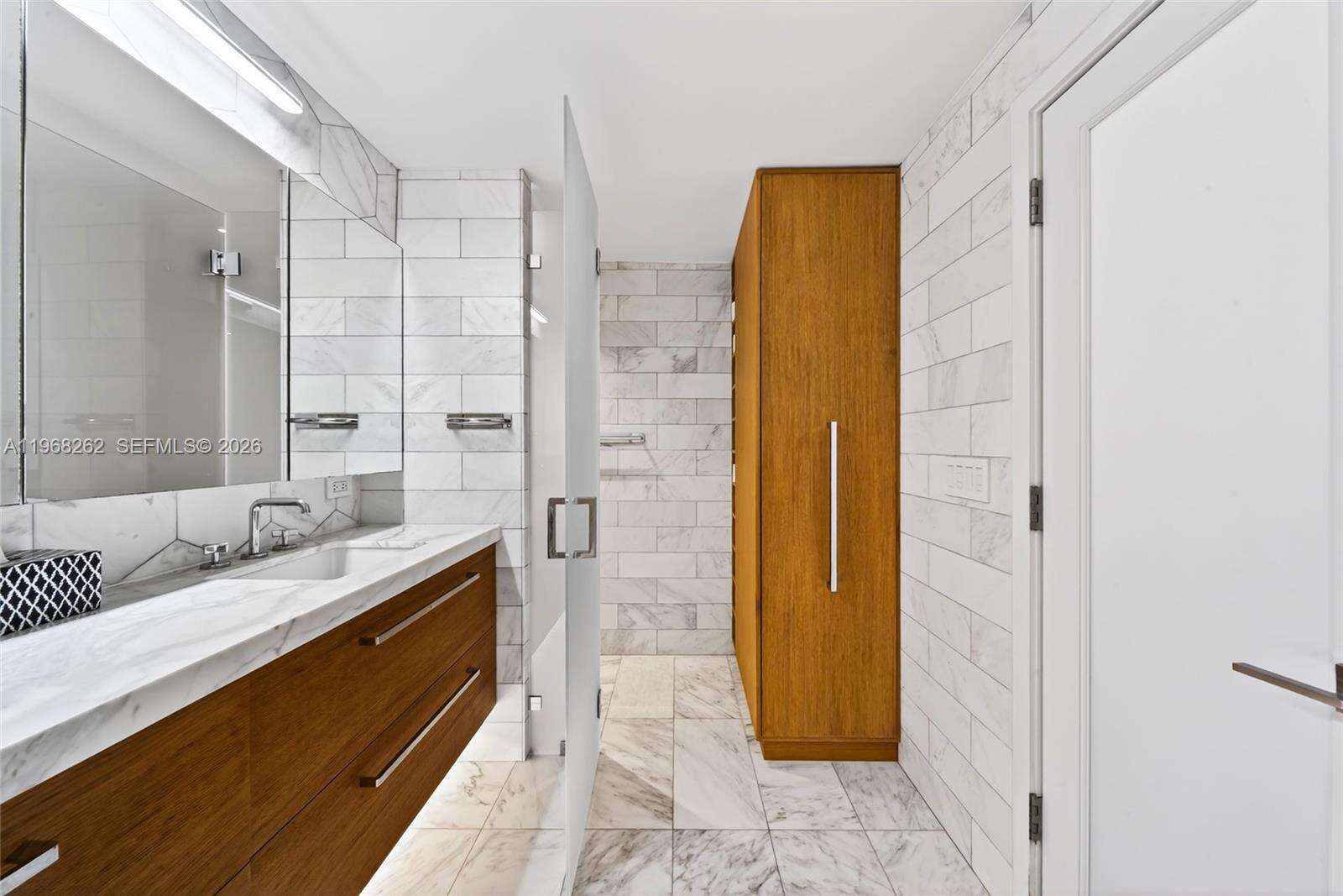 BLUE - 601 36 St, Miami, FL 33137 | Picture 24