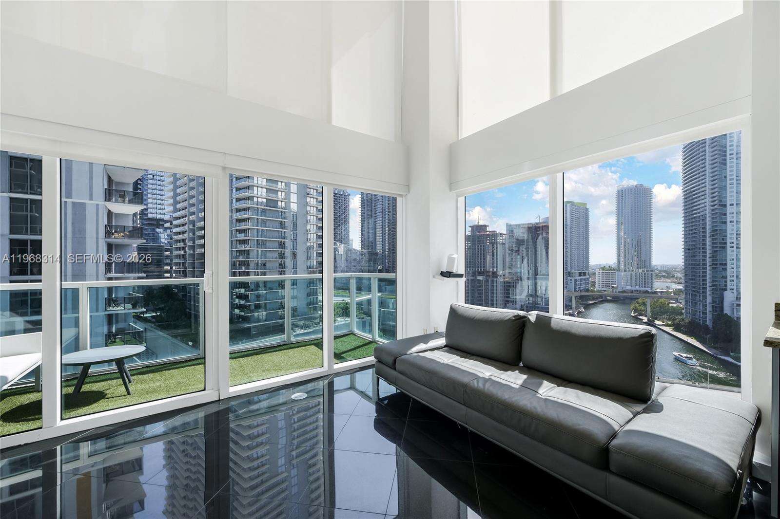 Brickell On The River at 41 5 St, Miami, FL 33131 - For Sale photo 2