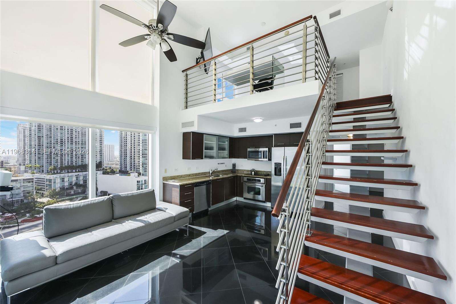 Brickell On The River at 41 5 St, Miami, FL 33131 - For Sale photo 14