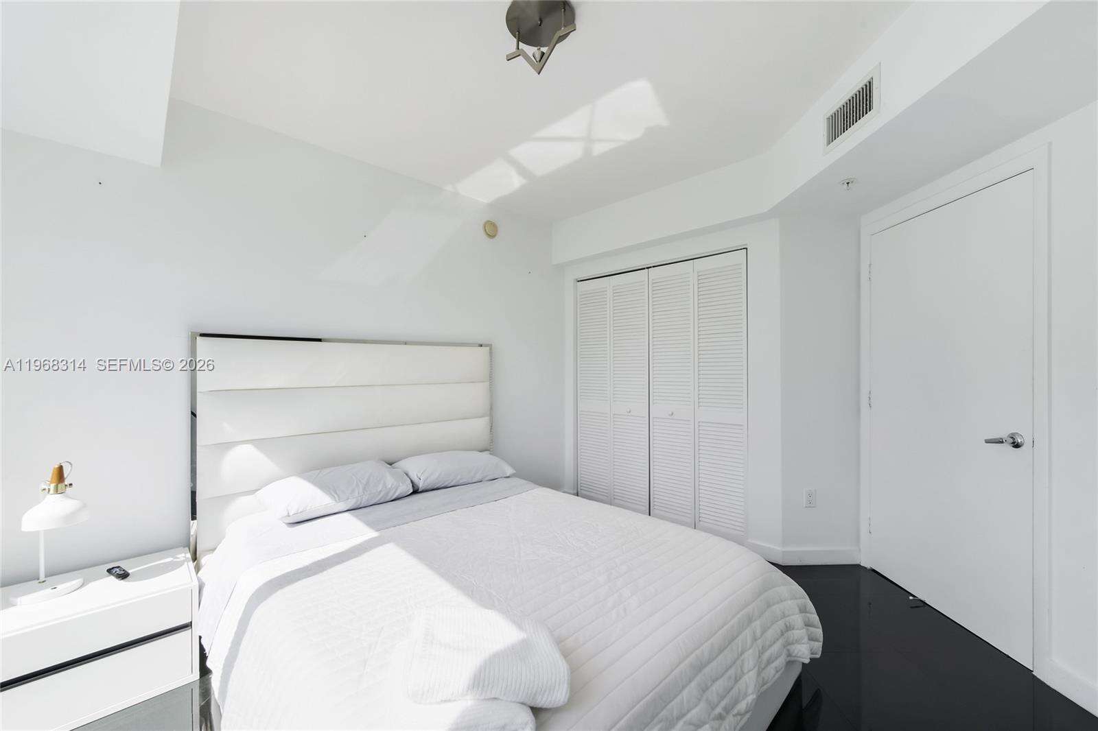 Brickell On The River at 41 5 St, Miami, FL 33131 - For Sale photo 18