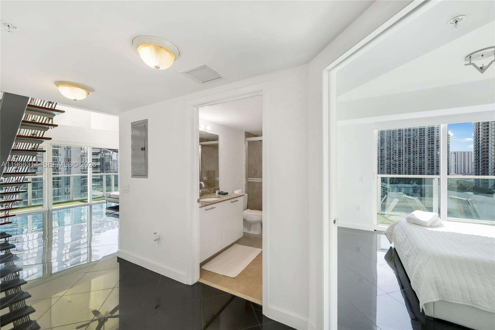 Brickell On The River at 41 5 St, Miami, FL 33131 - For Sale photo 20