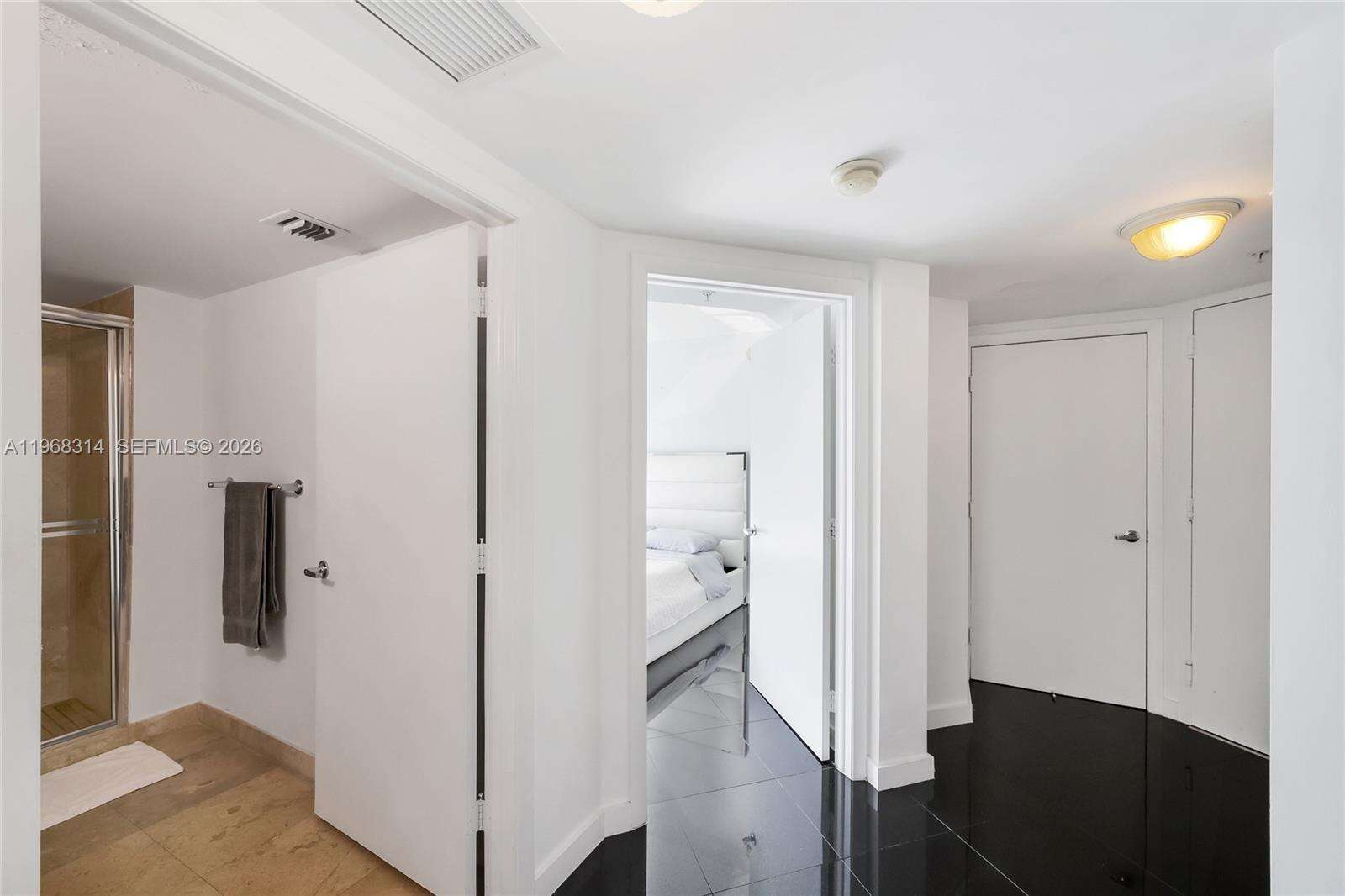 Brickell On The River at 41 5 St, Miami, FL 33131 - For Sale photo 21