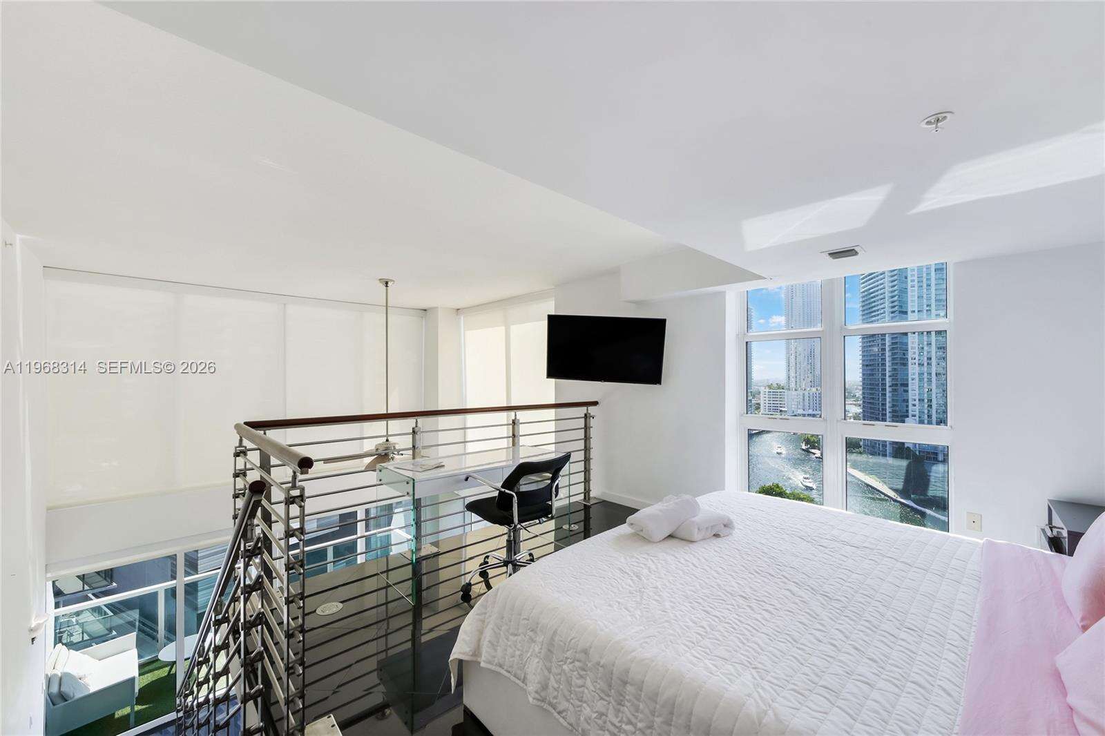 Brickell On The River at 41 5 St, Miami, FL 33131 - For Sale photo 28