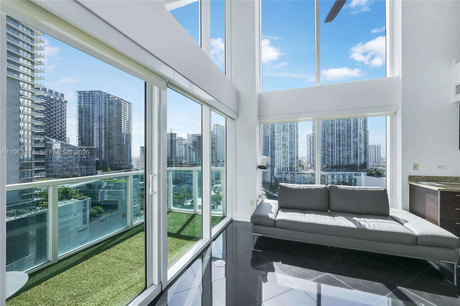 Brickell On The River at 41 5 St, Miami, FL 33131 - For Sale photo 4