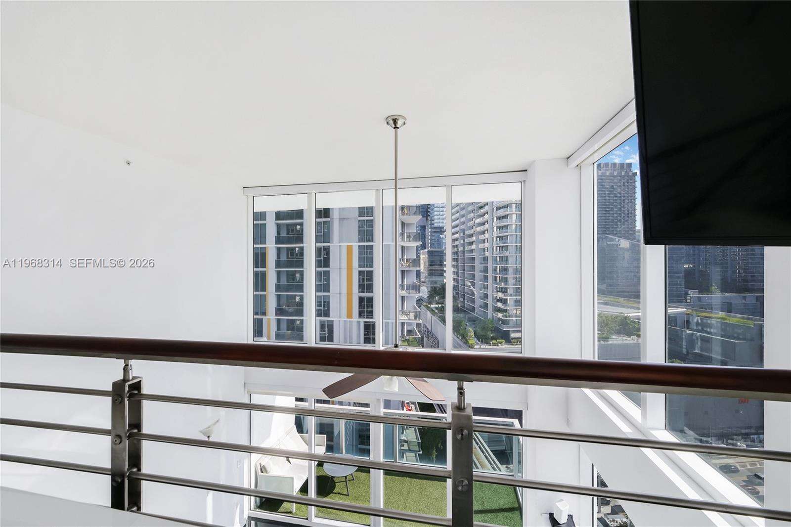 Brickell On The River at 41 5 St, Miami, FL 33131 - For Sale photo 31