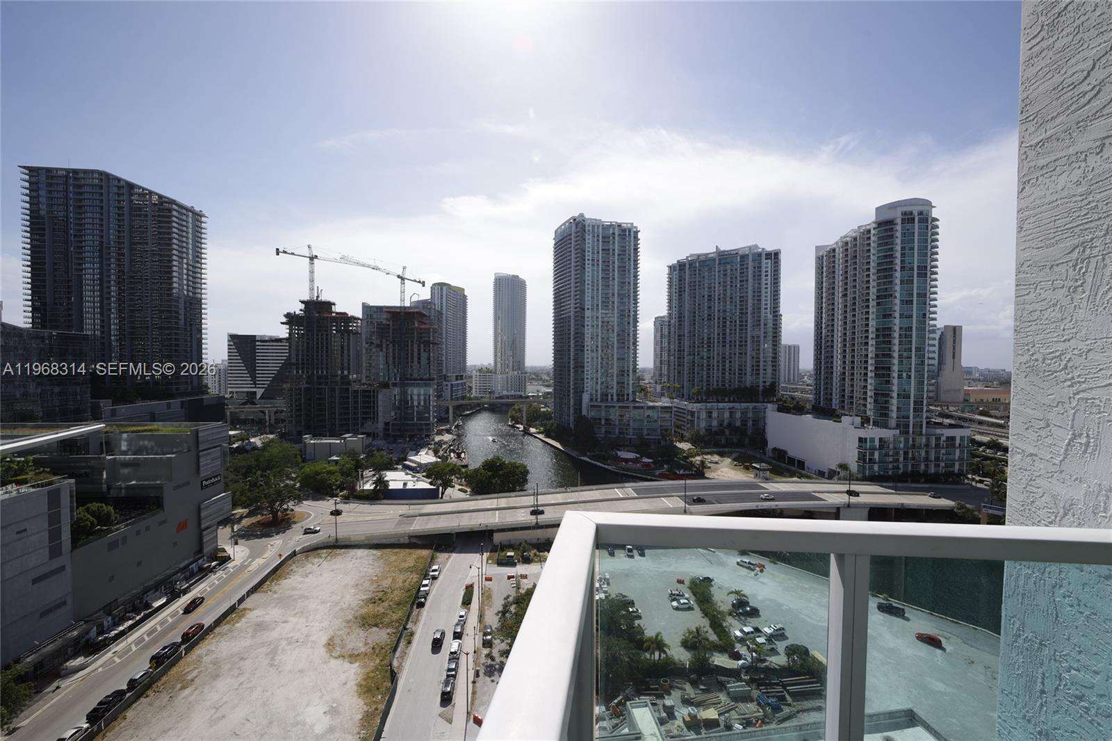 Brickell On The River at 41 5 St, Miami, FL 33131 - For Sale photo 58