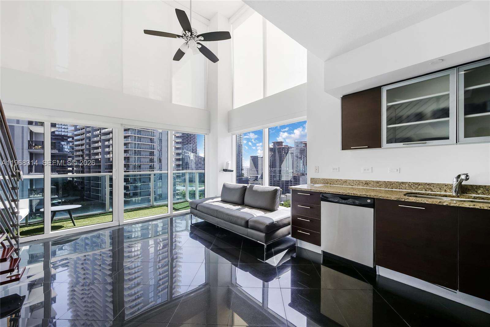 Brickell On The River at 41 5 St, Miami, FL 33131 - For Sale photo 7