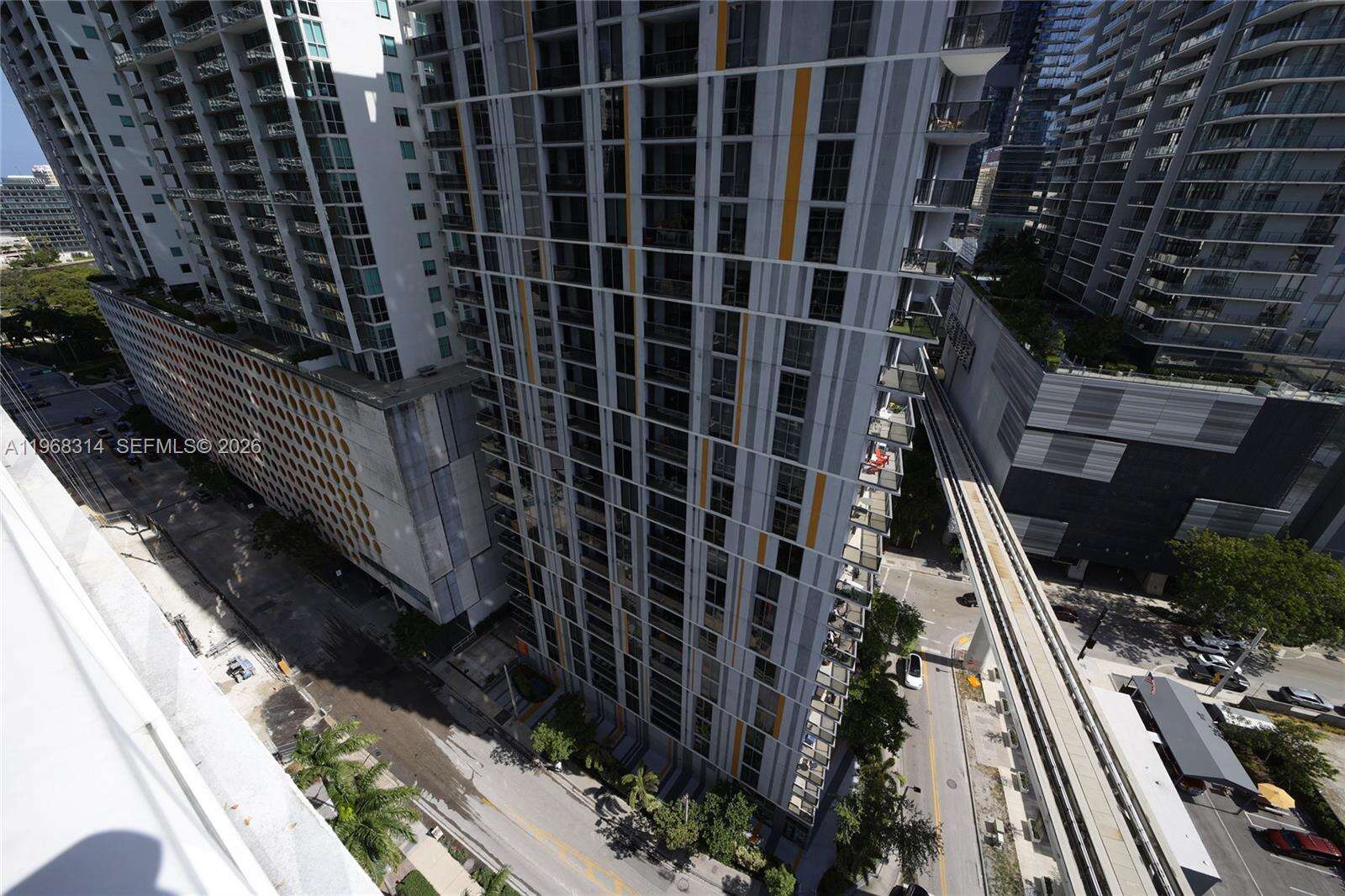 Brickell On The River at 41 5 St, Miami, FL 33131 - For Sale photo 62