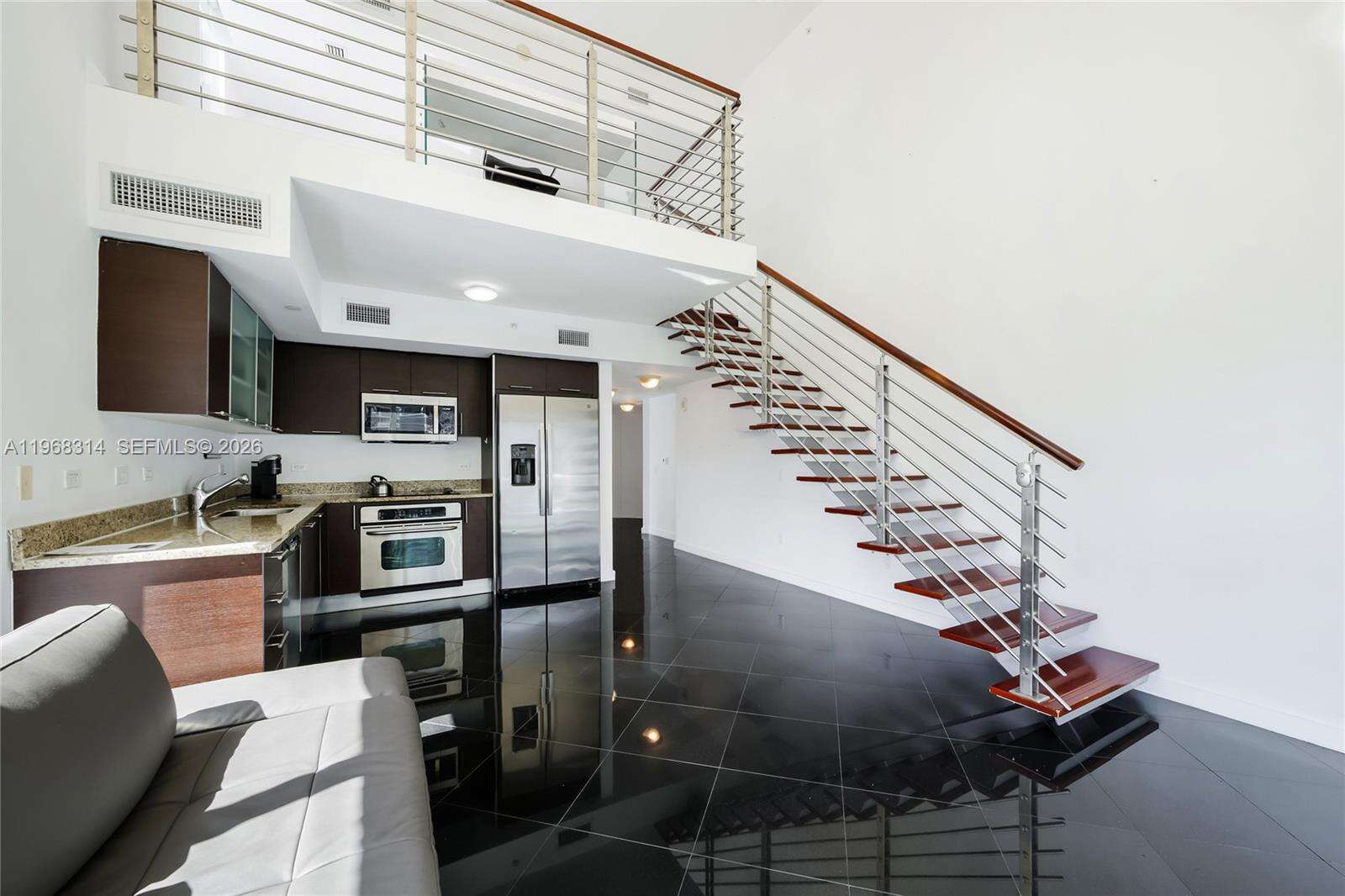 Brickell On The River at 41 5 St, Miami, FL 33131 - For Sale photo 10