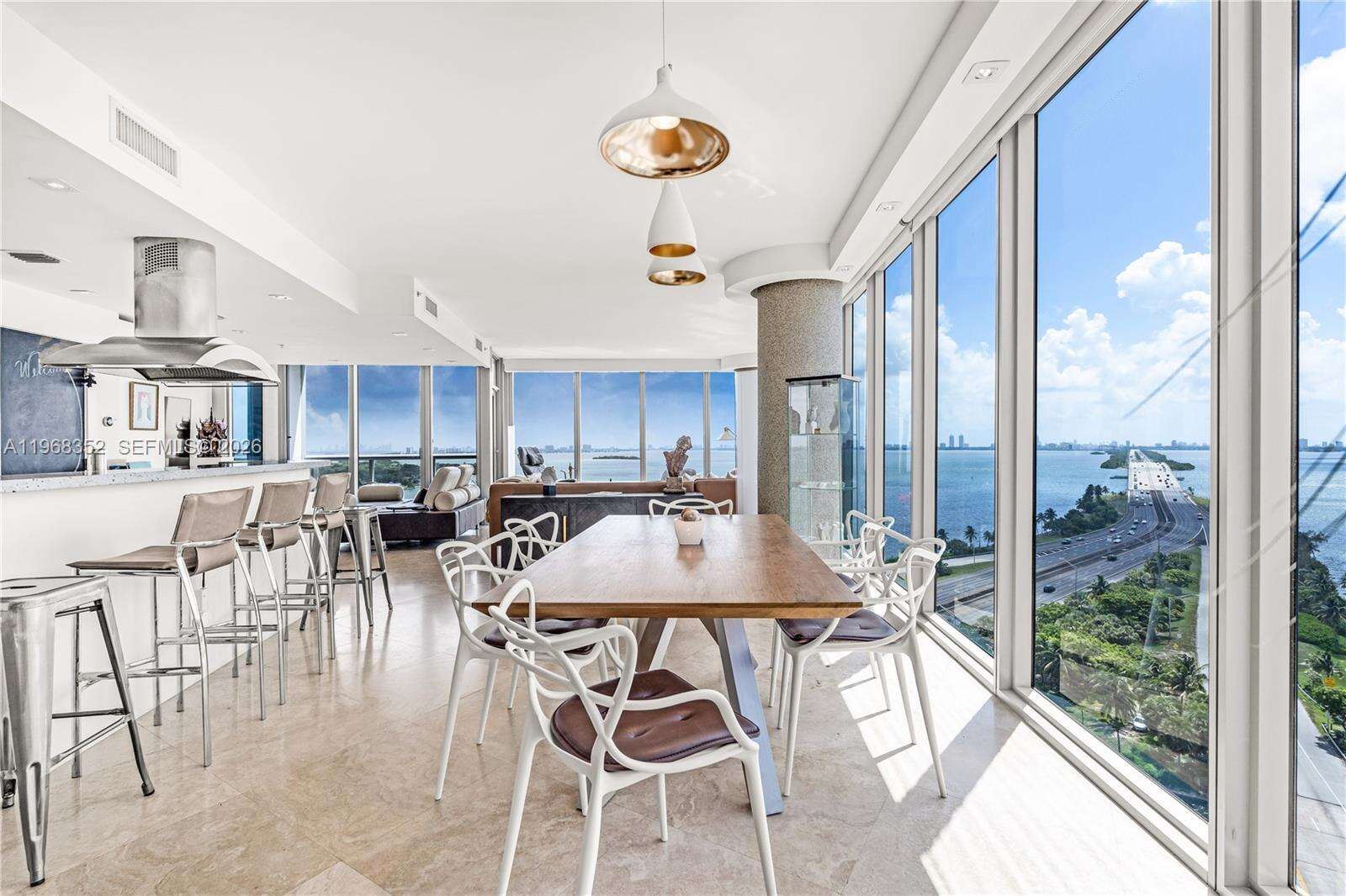 BLUE - 601 36 St, Miami, FL 33137 | Picture 2