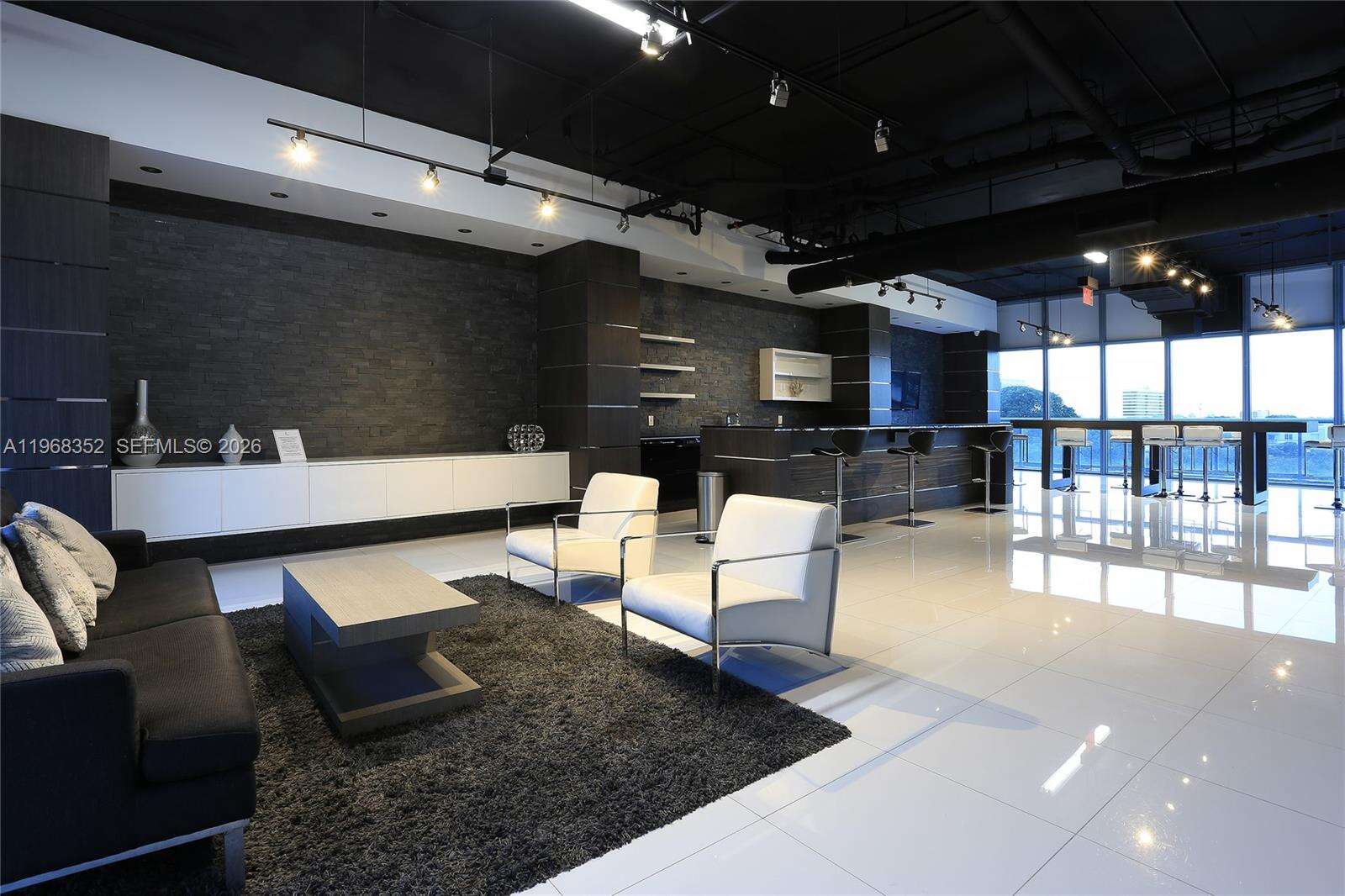 BLUE - 601 36 St, Miami, FL 33137 | Picture 39