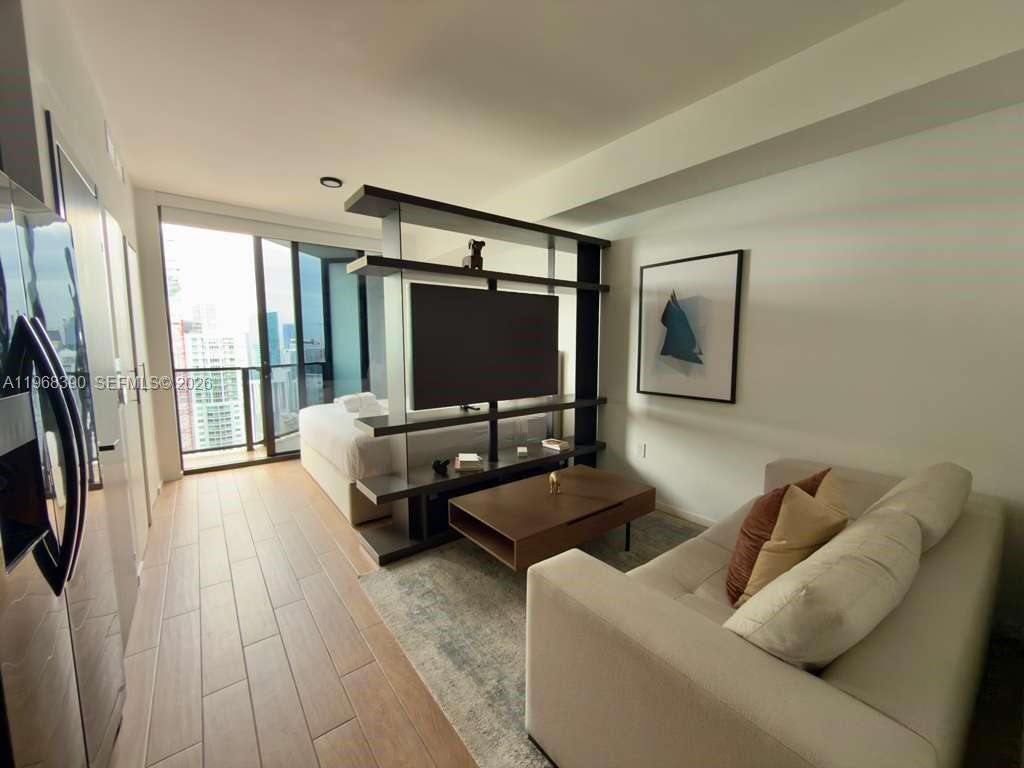 The Elser at 398 5 St, Miami, FL 33132 - For Sale photo 2