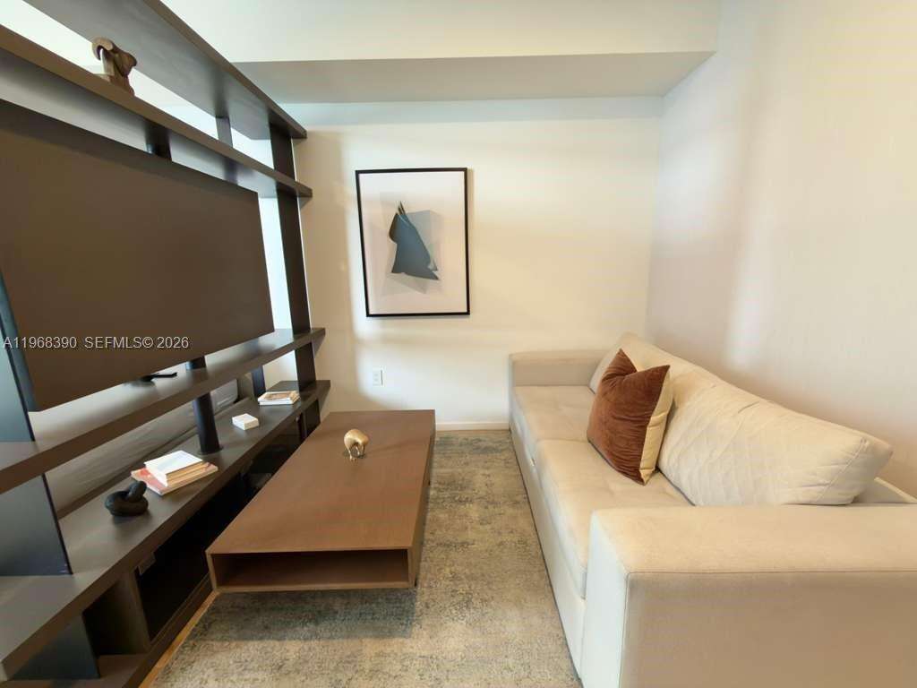 The Elser at 398 5 St, Miami, FL 33132 - For Sale photo 4