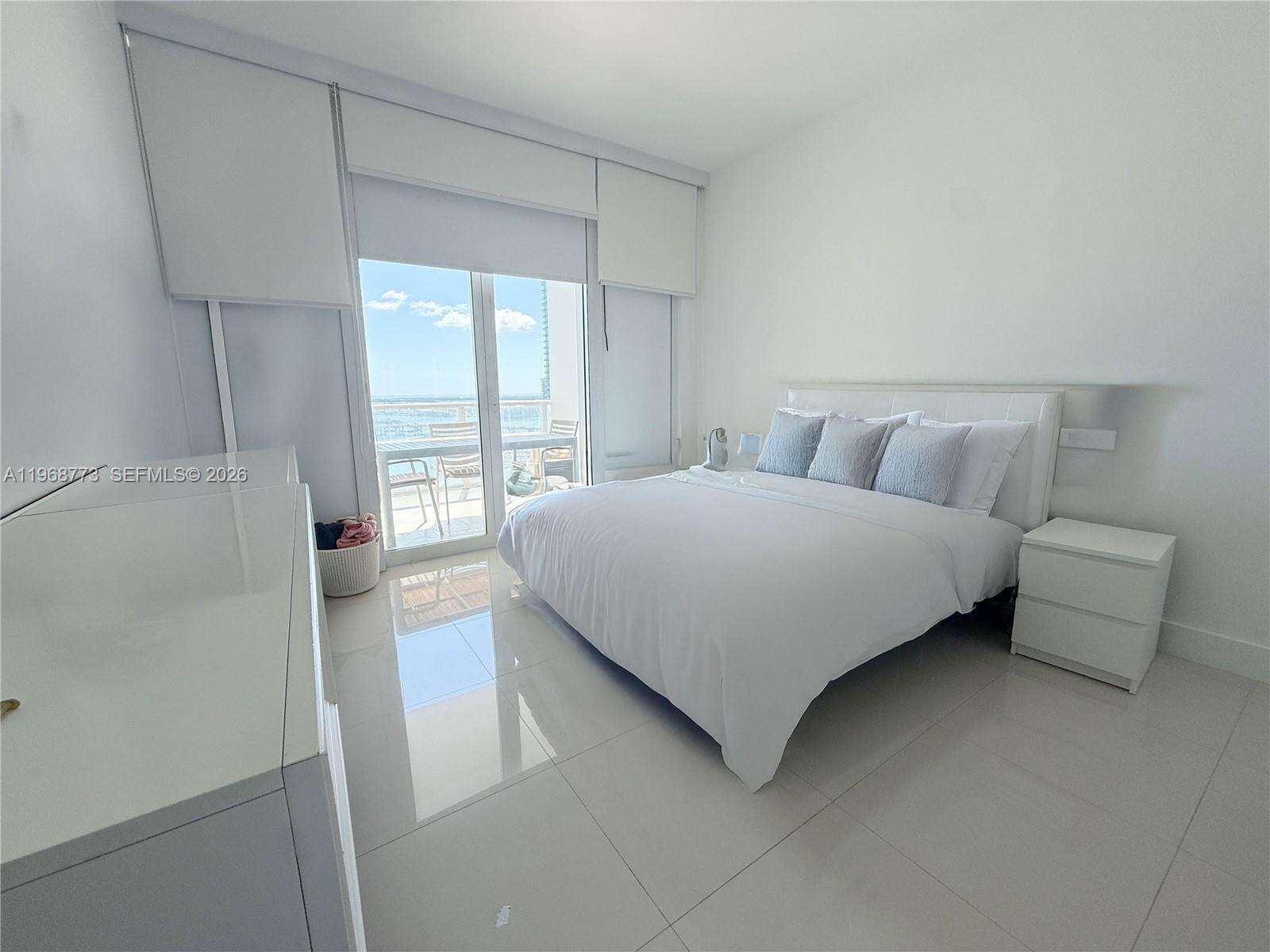 PARAMOUNT BAY - 2020 Bayshore Dr, Miami, FL 33137 | Picture 13