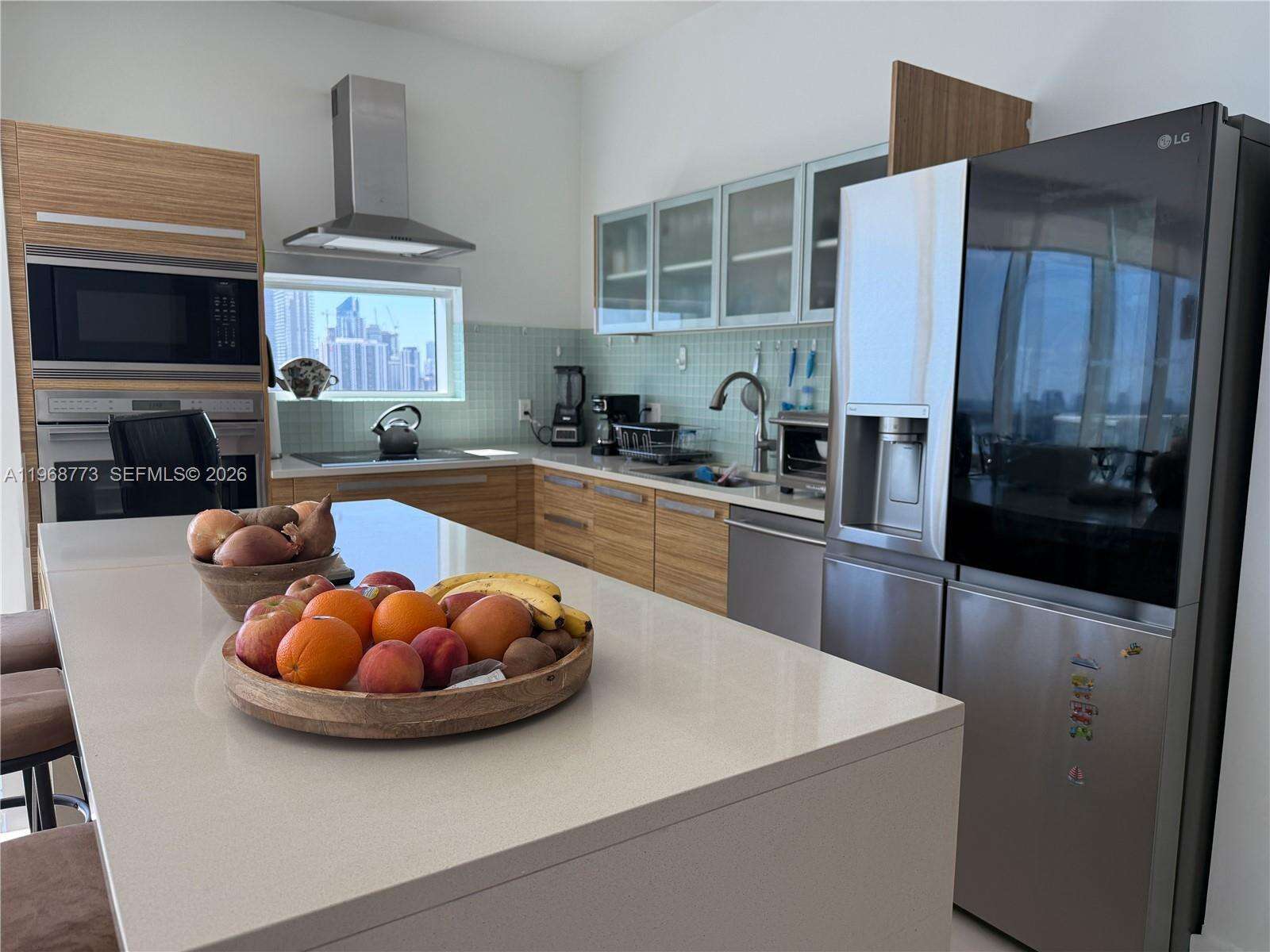 PARAMOUNT BAY - 2020 Bayshore Dr, Miami, FL 33137 | Picture 18