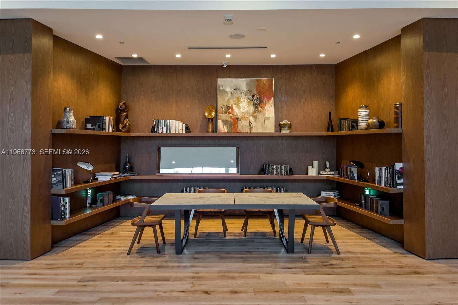 PARAMOUNT BAY - 2020 Bayshore Dr, Miami, FL 33137 | Picture 21