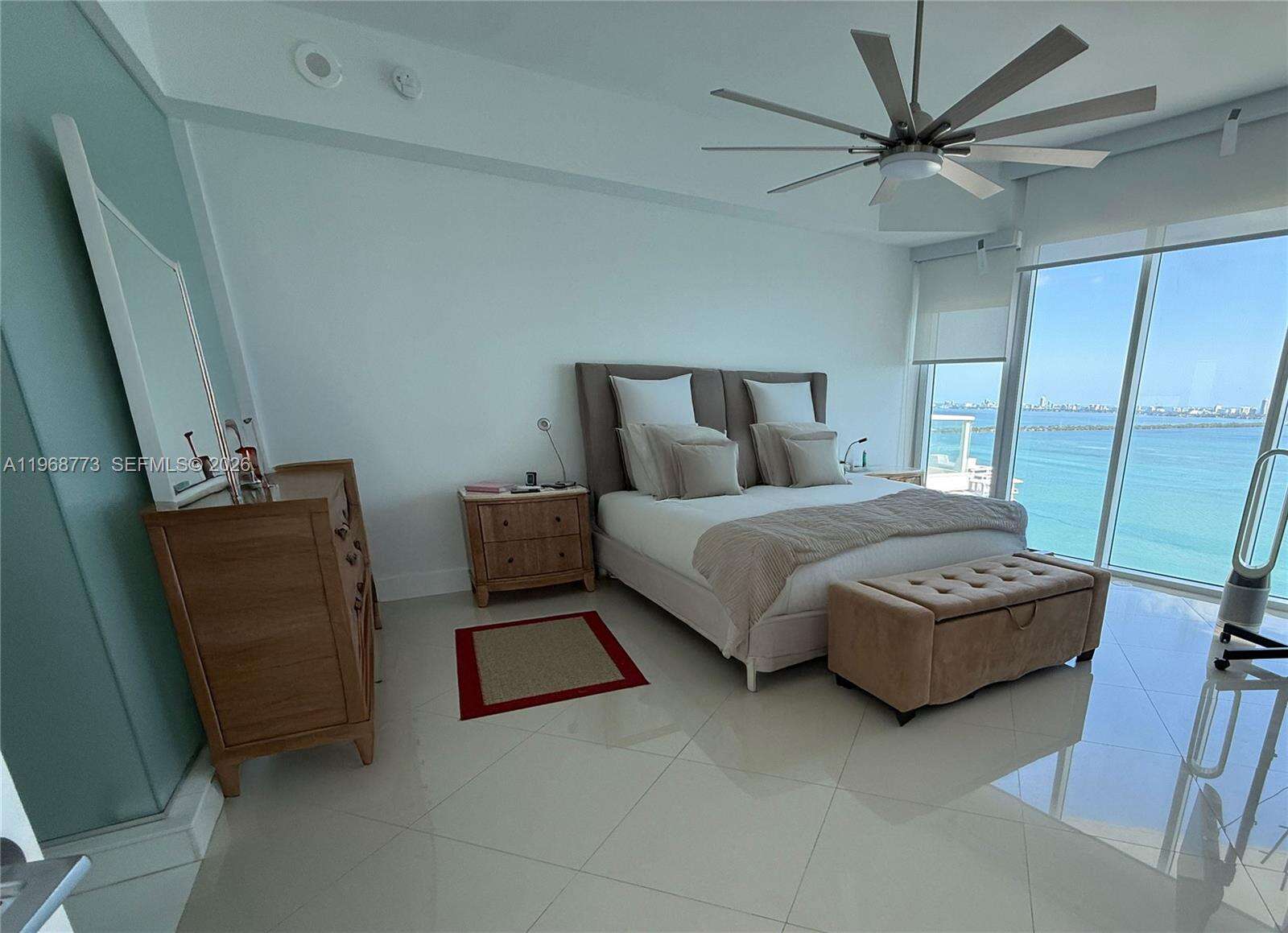PARAMOUNT BAY - 2020 Bayshore Dr, Miami, FL 33137 | Picture 6