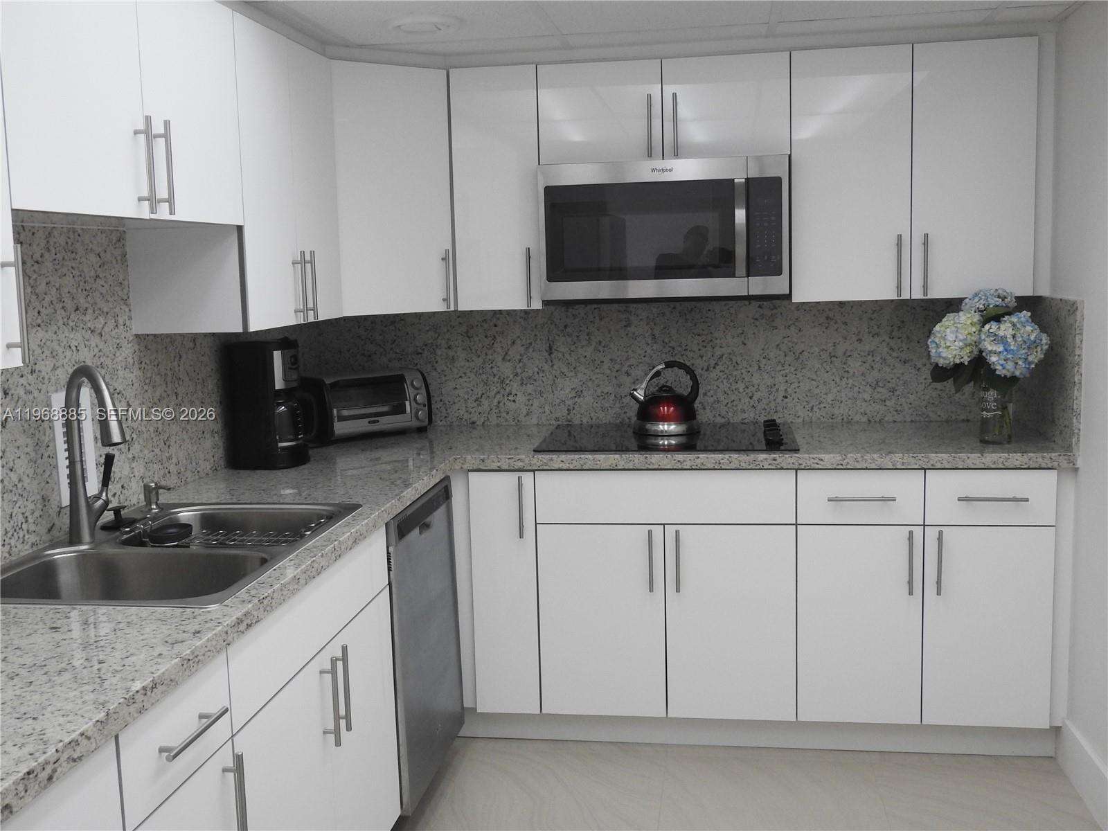 The Tides at 3901 Ocean Dr, Hollywood, FL 33019 - For Sale photo 7