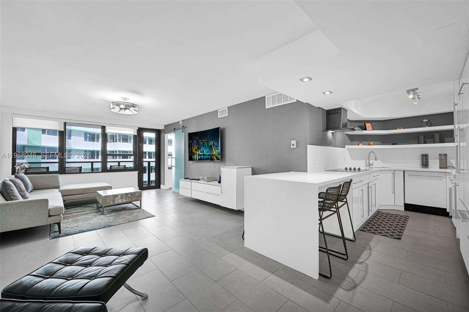 The Alexander at 5225 Collins Ave, Miami Beach, FL 33140 - For Sale photo 2