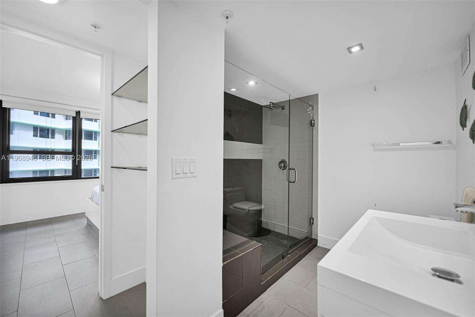 The Alexander at 5225 Collins Ave, Miami Beach, FL 33140 - For Sale photo 25
