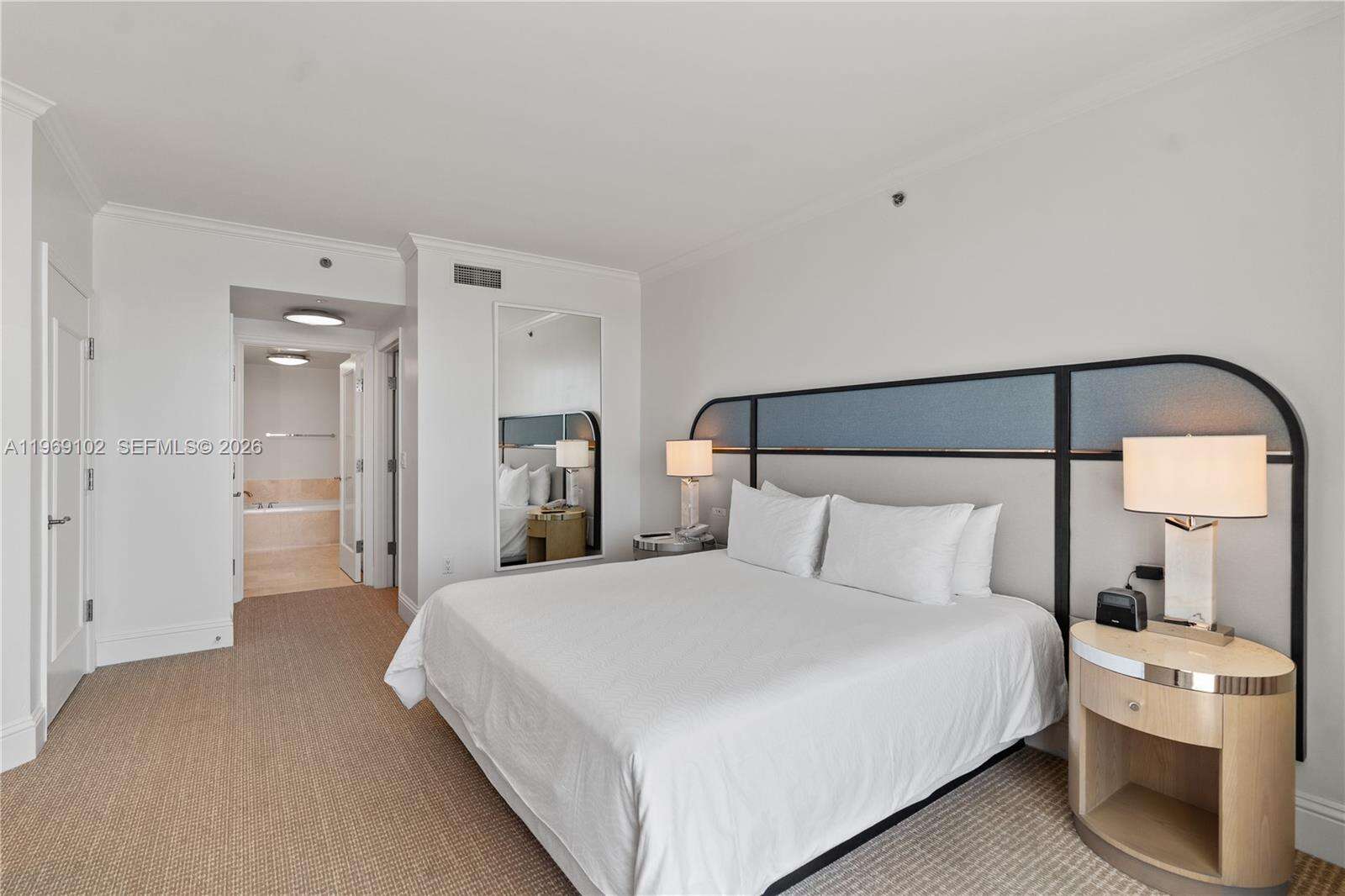 FONTAINEBLEAU II - 4401 Collins Ave, Miami Beach, FL 33140 | Picture 32