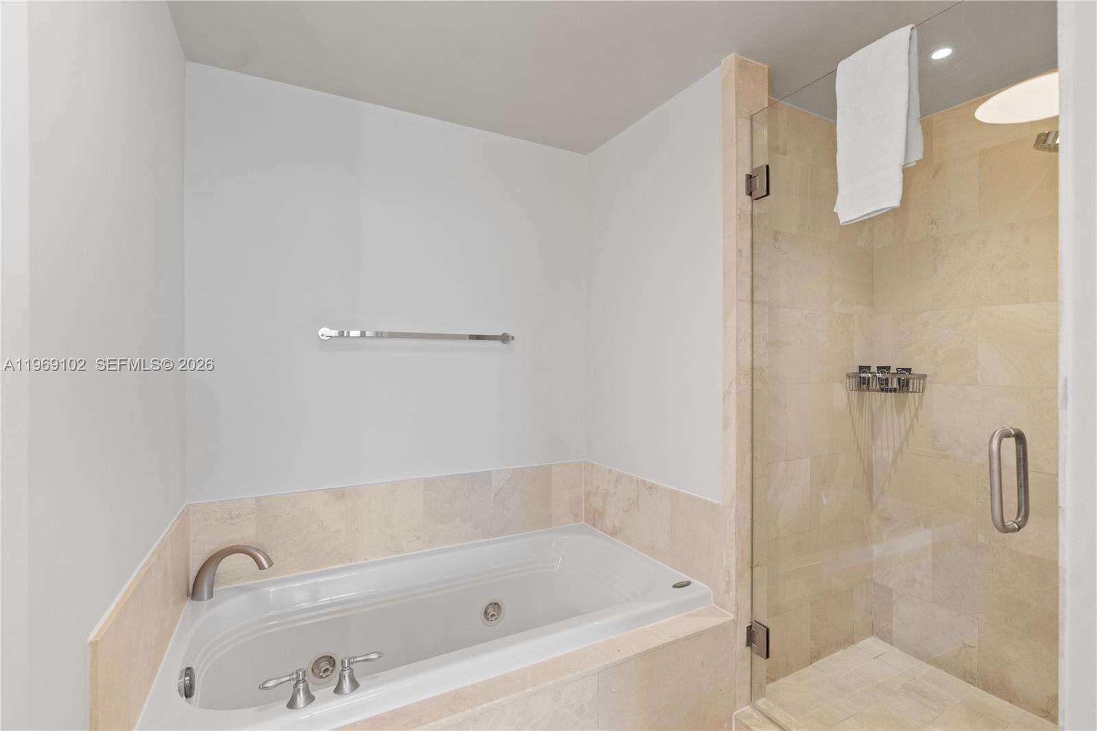 FONTAINEBLEAU II - 4401 Collins Ave, Miami Beach, FL 33140 | Picture 35