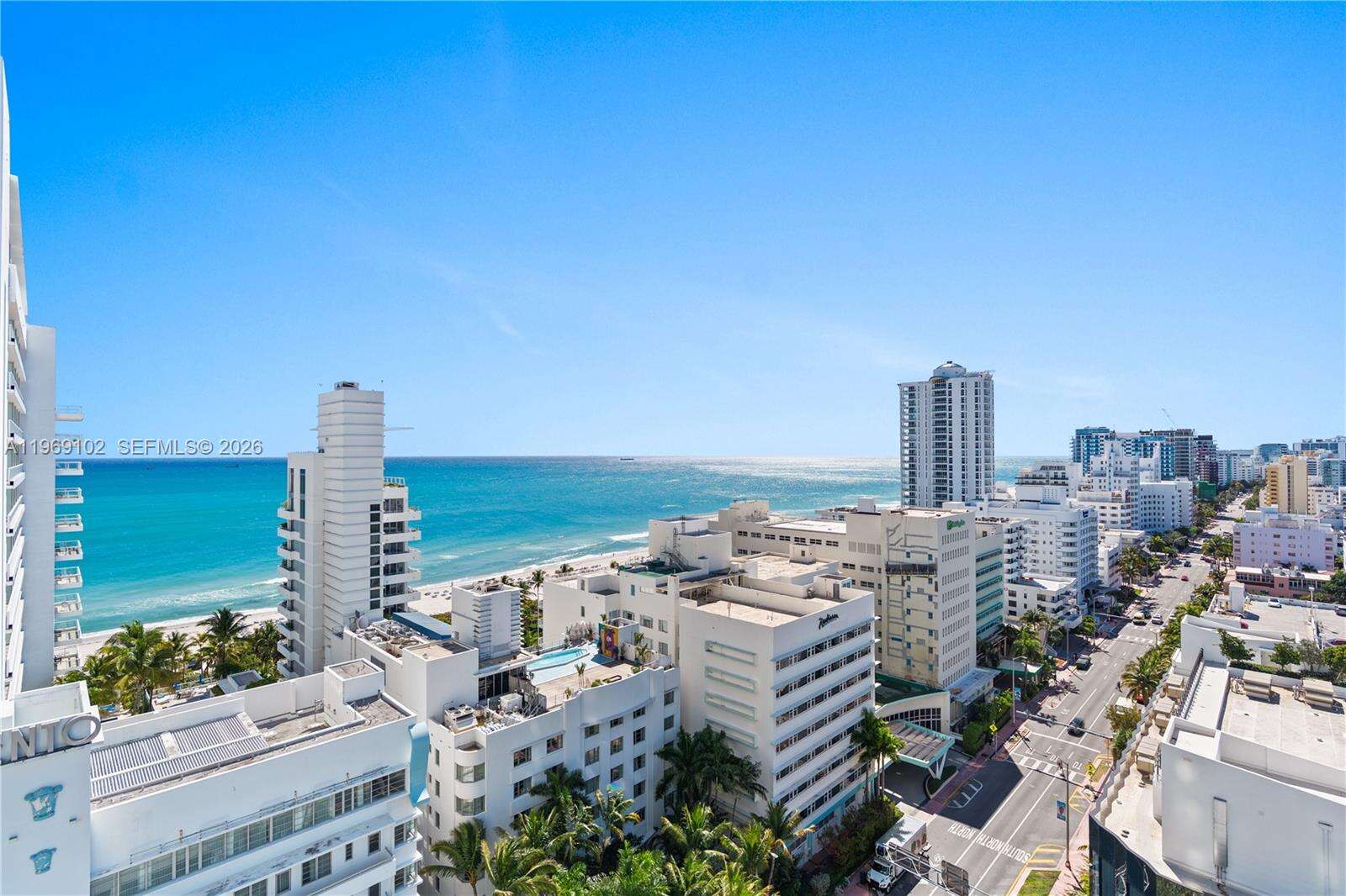 FONTAINEBLEAU II - 4401 Collins Ave, Miami Beach, FL 33140 | Picture 6