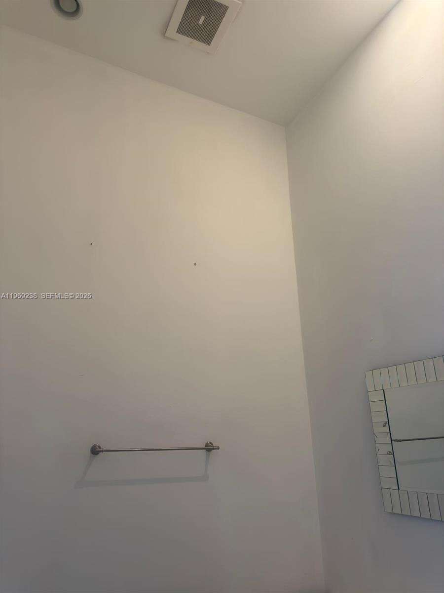 Icon Brickell 1 at 465 Brickell, Miami, FL 33131 - For Sale photo 14