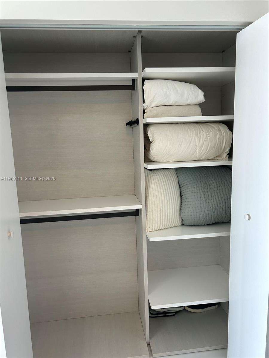 PARQUE TOWERS - 300 Sunny Isles Blvd, Sunny Isles Beach, FL 33160 | Picture 19