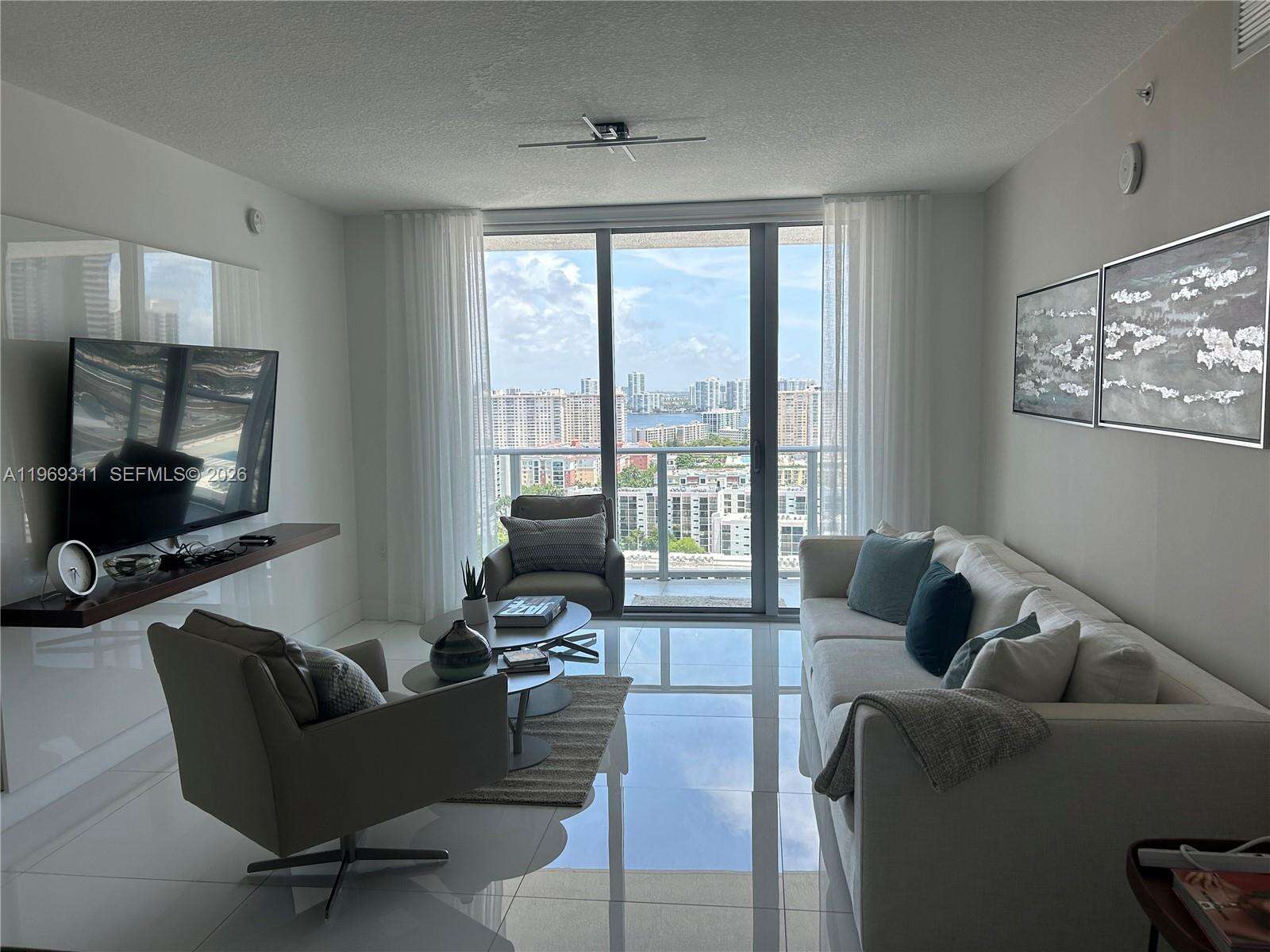 PARQUE TOWERS - 300 Sunny Isles Blvd, Sunny Isles Beach, FL 33160 | Picture 8