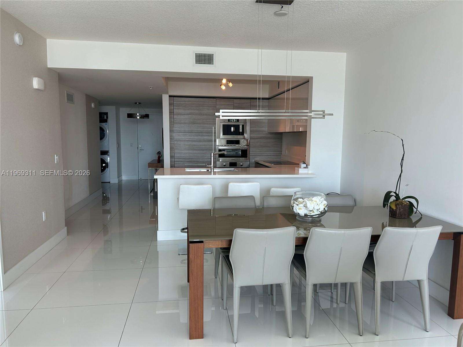 PARQUE TOWERS - 300 Sunny Isles Blvd, Sunny Isles Beach, FL 33160 | Picture 9