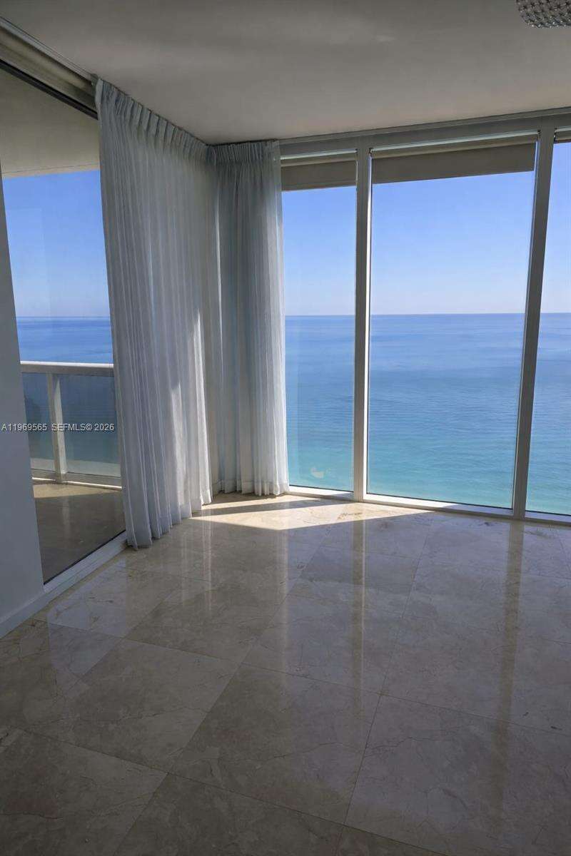 BEACH CLUB TWO - 1830 Ocean Dr, Hallandale Beach, FL 33009 | Picture 9