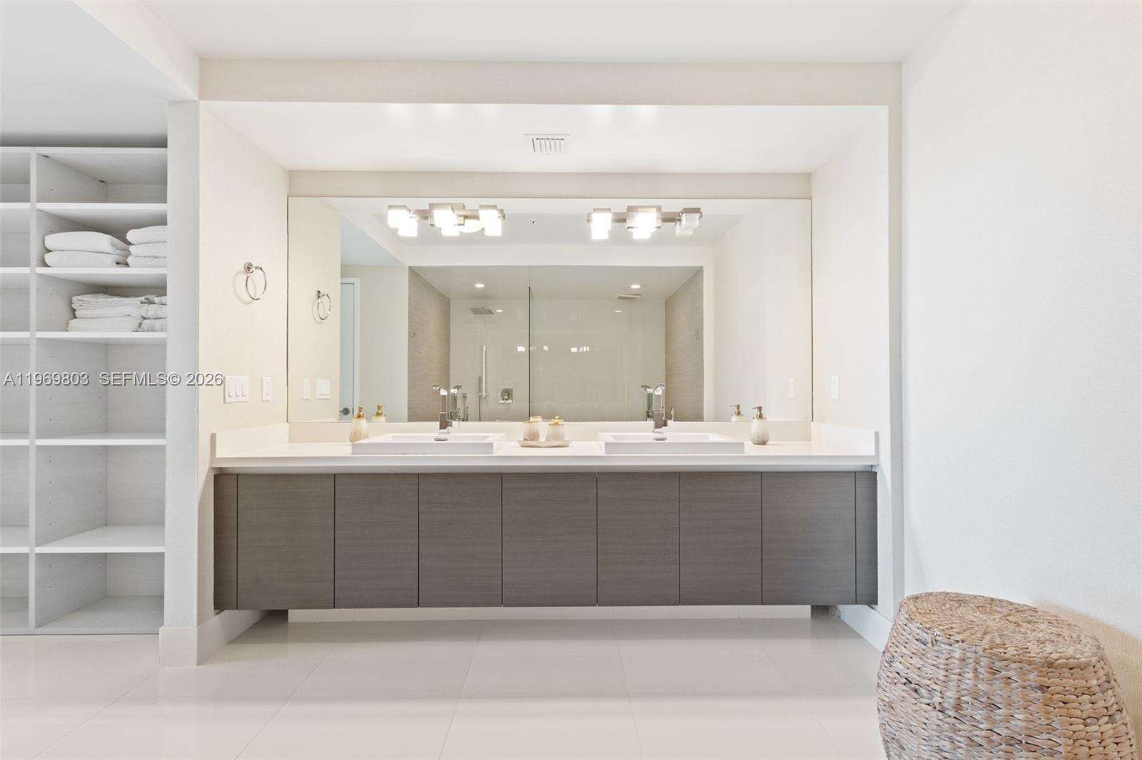 PARQUE TOWERS - 300 Sunny Isles Blvd, Sunny Isles Beach, FL 33160 | Picture 23