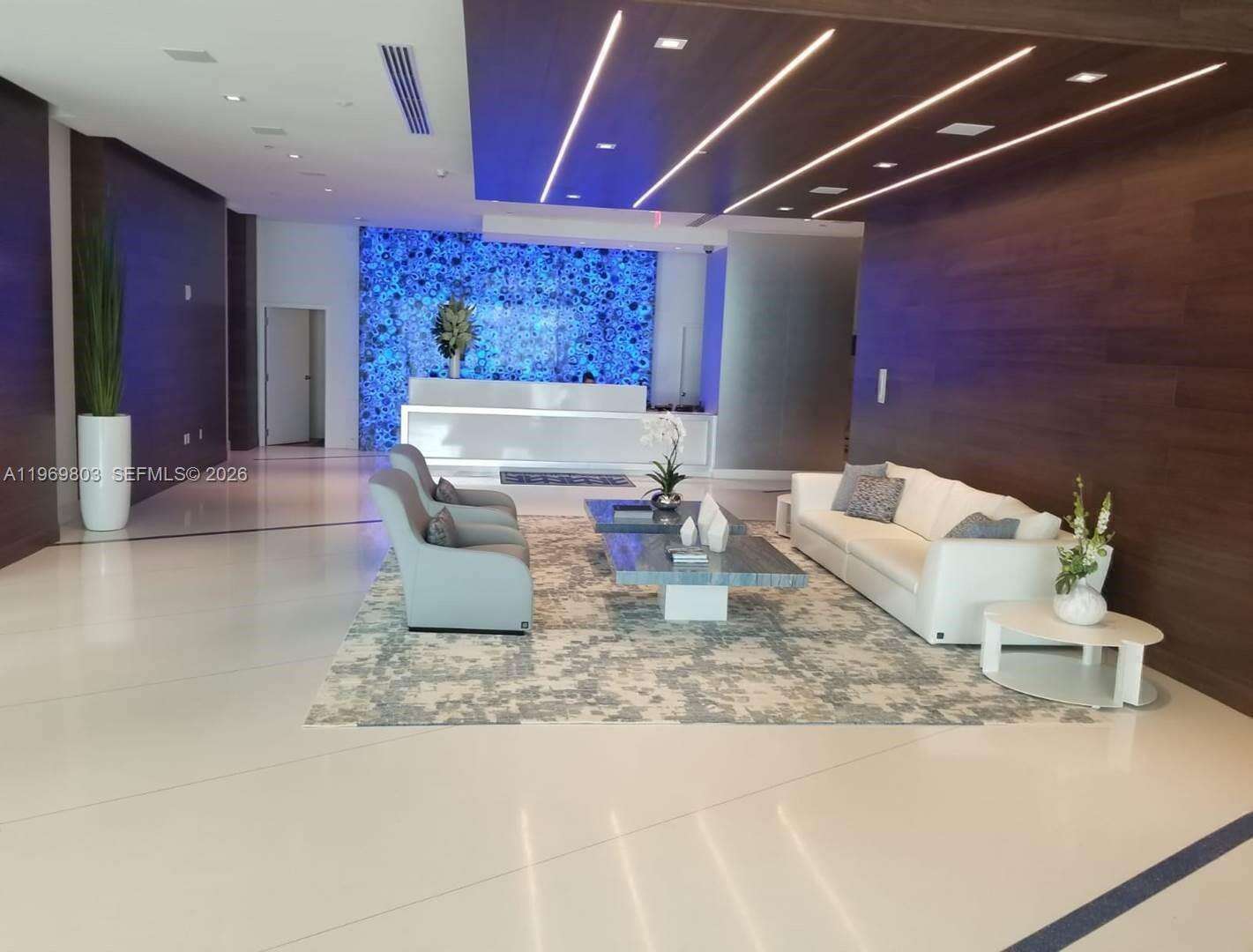 PARQUE TOWERS - 300 Sunny Isles Blvd, Sunny Isles Beach, FL 33160 | Picture 32