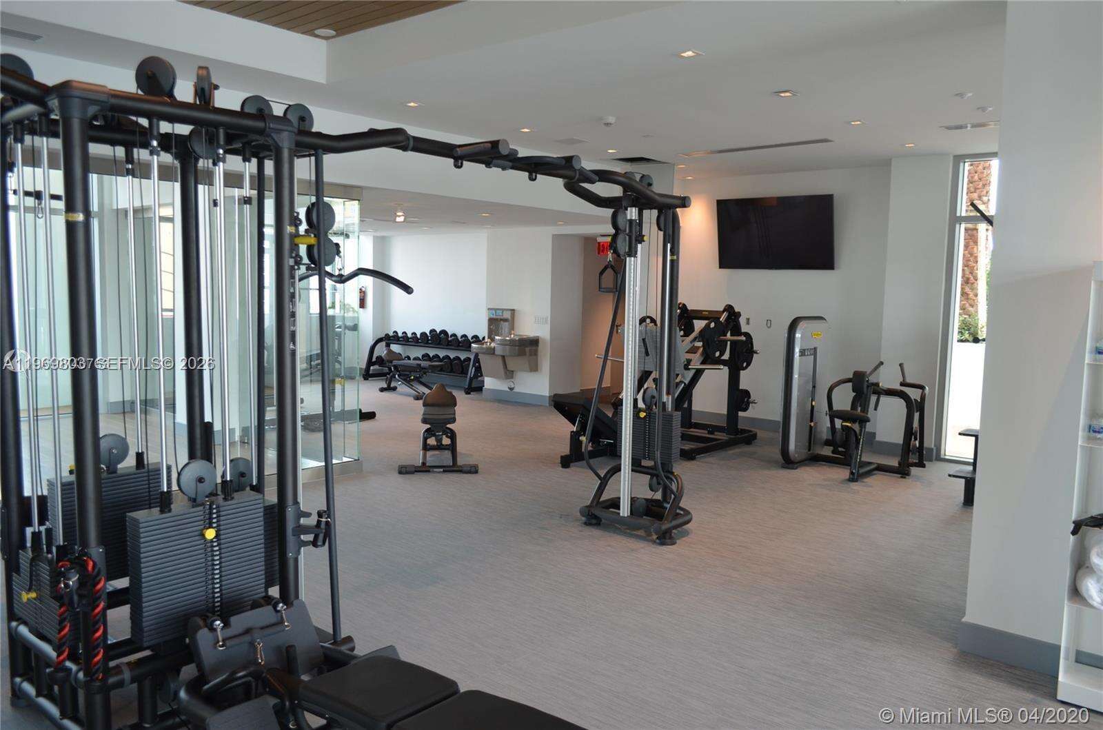 PARQUE TOWERS - 300 Sunny Isles Blvd, Sunny Isles Beach, FL 33160 | Picture 39