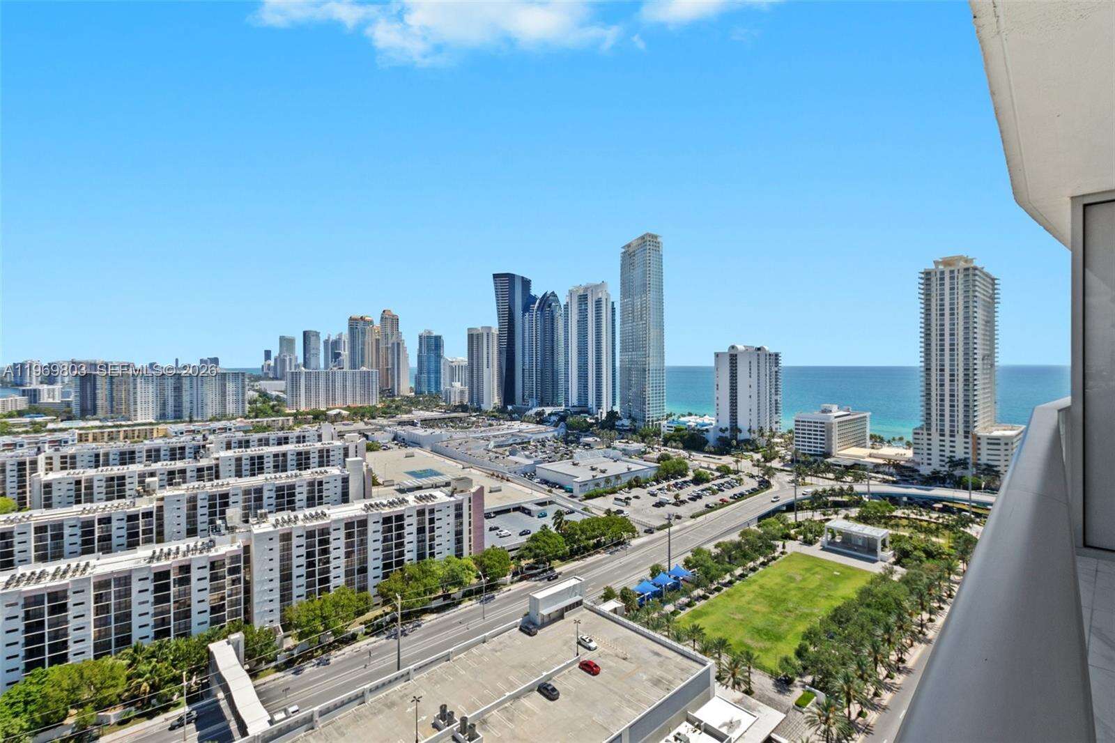 PARQUE TOWERS - 300 Sunny Isles Blvd, Sunny Isles Beach, FL 33160 | Picture 5