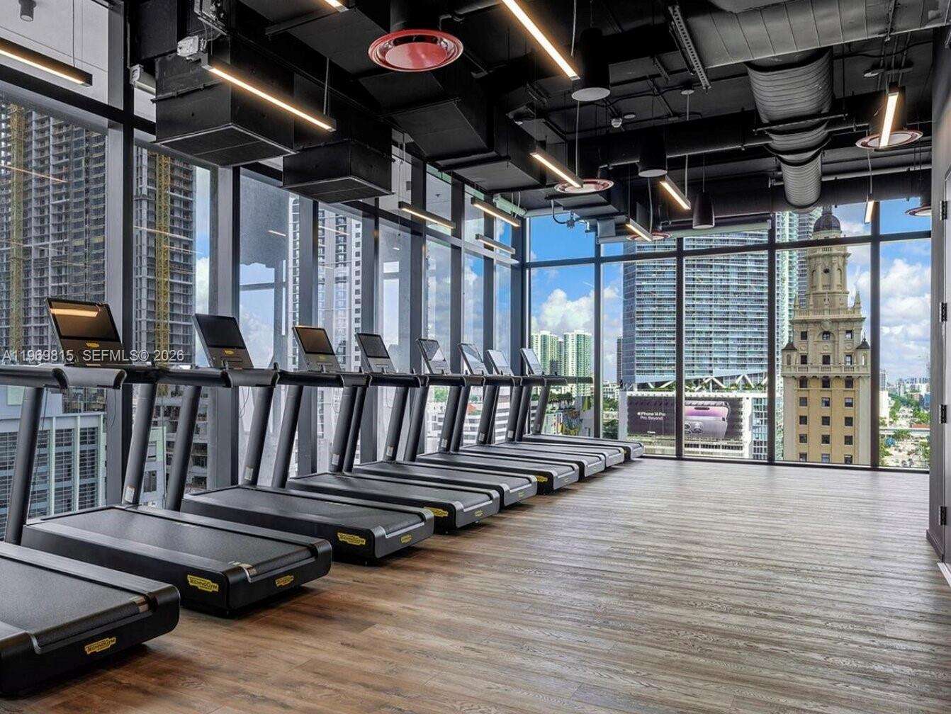 398 NE 5TH STREET - 398 5 St, Miami, FL 33132 | Picture 12