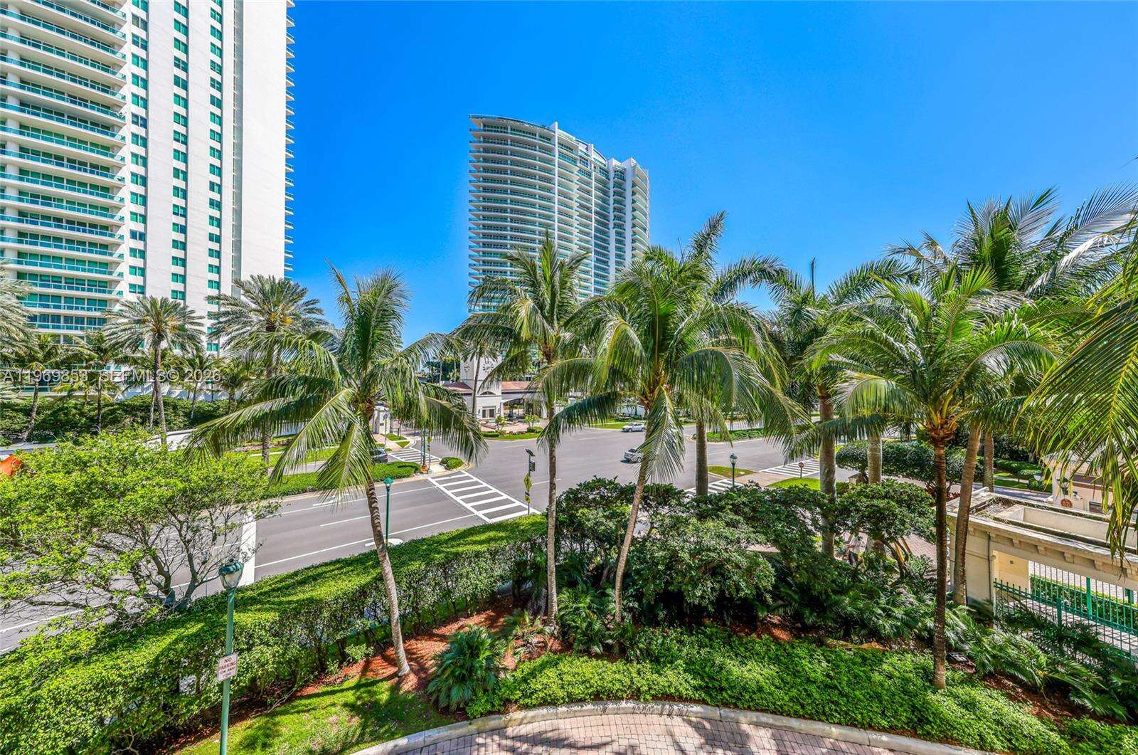 Turnberry Village North at 20000 Country Club Dr, Aventura, FL 33180 - For Sale photo 33